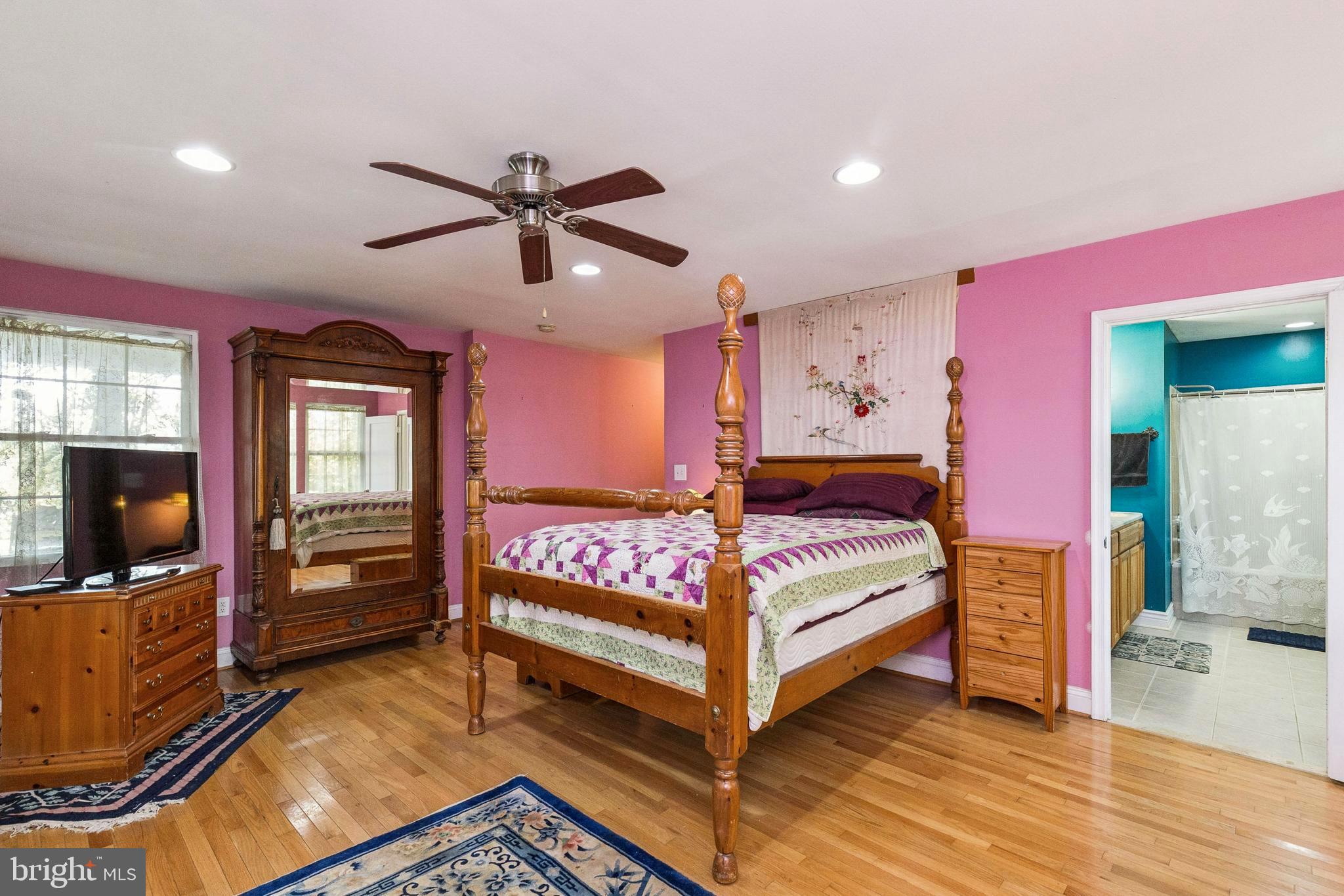 RIDGEVIEW - Residential