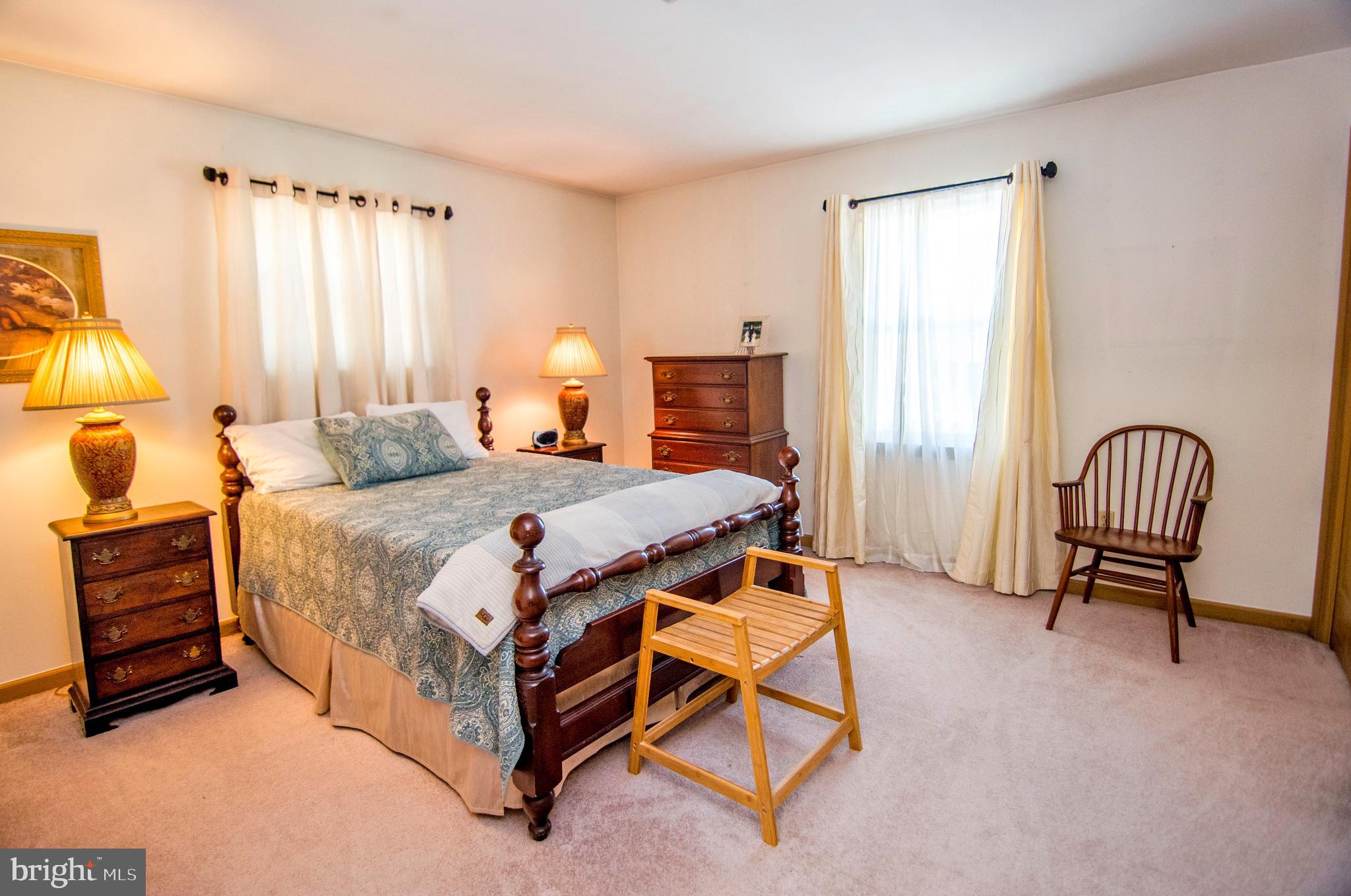 CHESTNUT HILLS - Residential