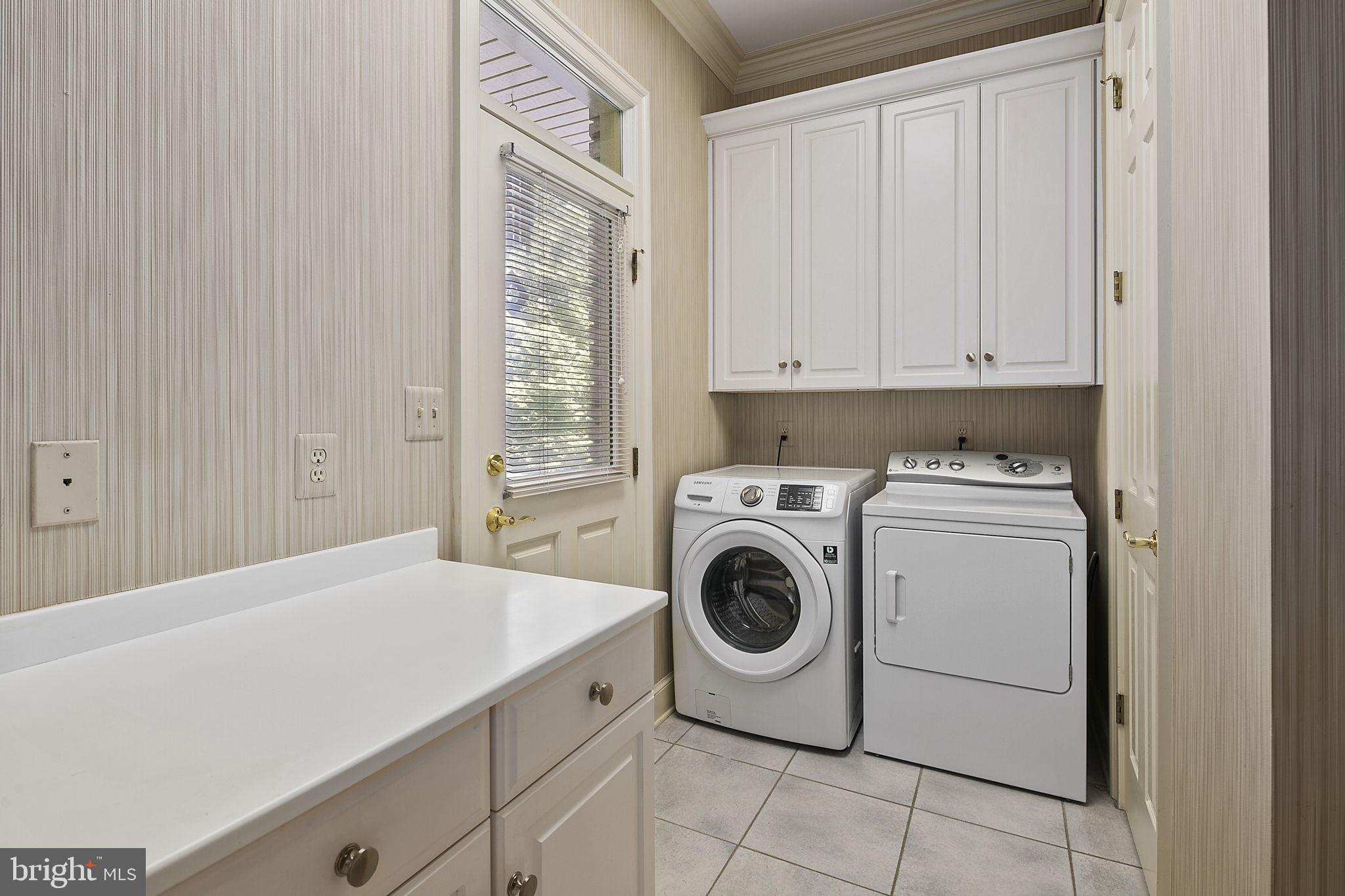 WINDSONG WEST - Residential