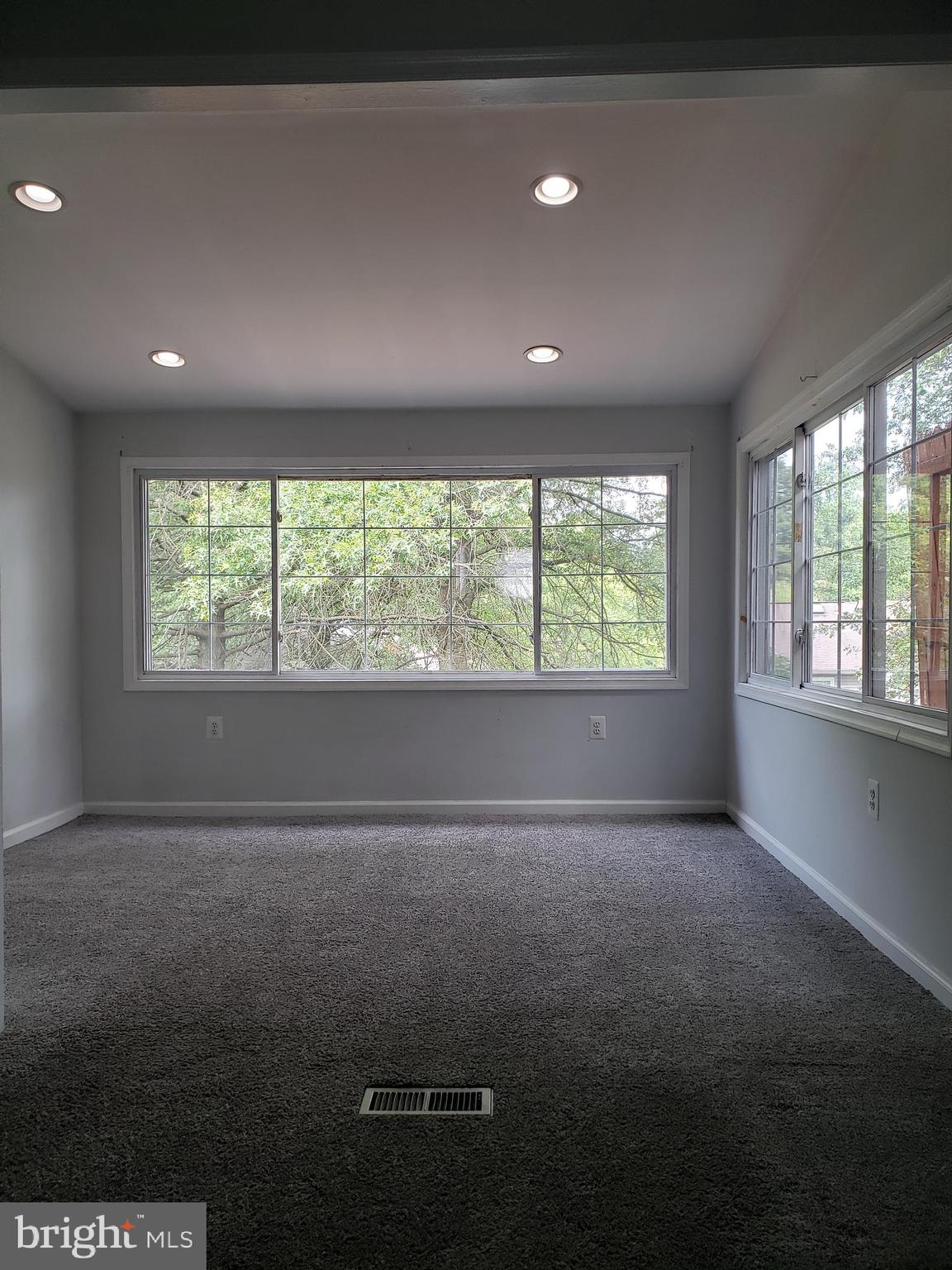 MILLWOOD TOWNE - PLAT ON - Residential