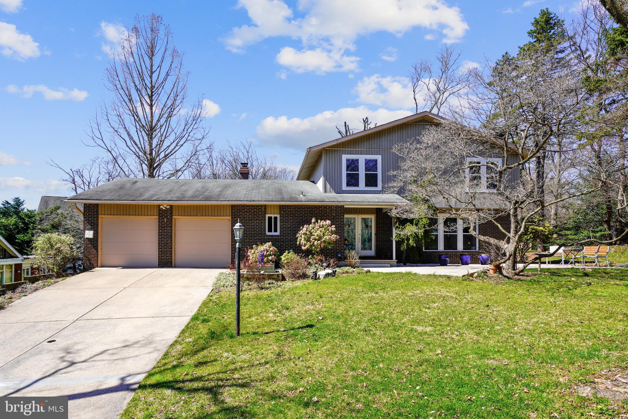 THE BIRCHES - Residential