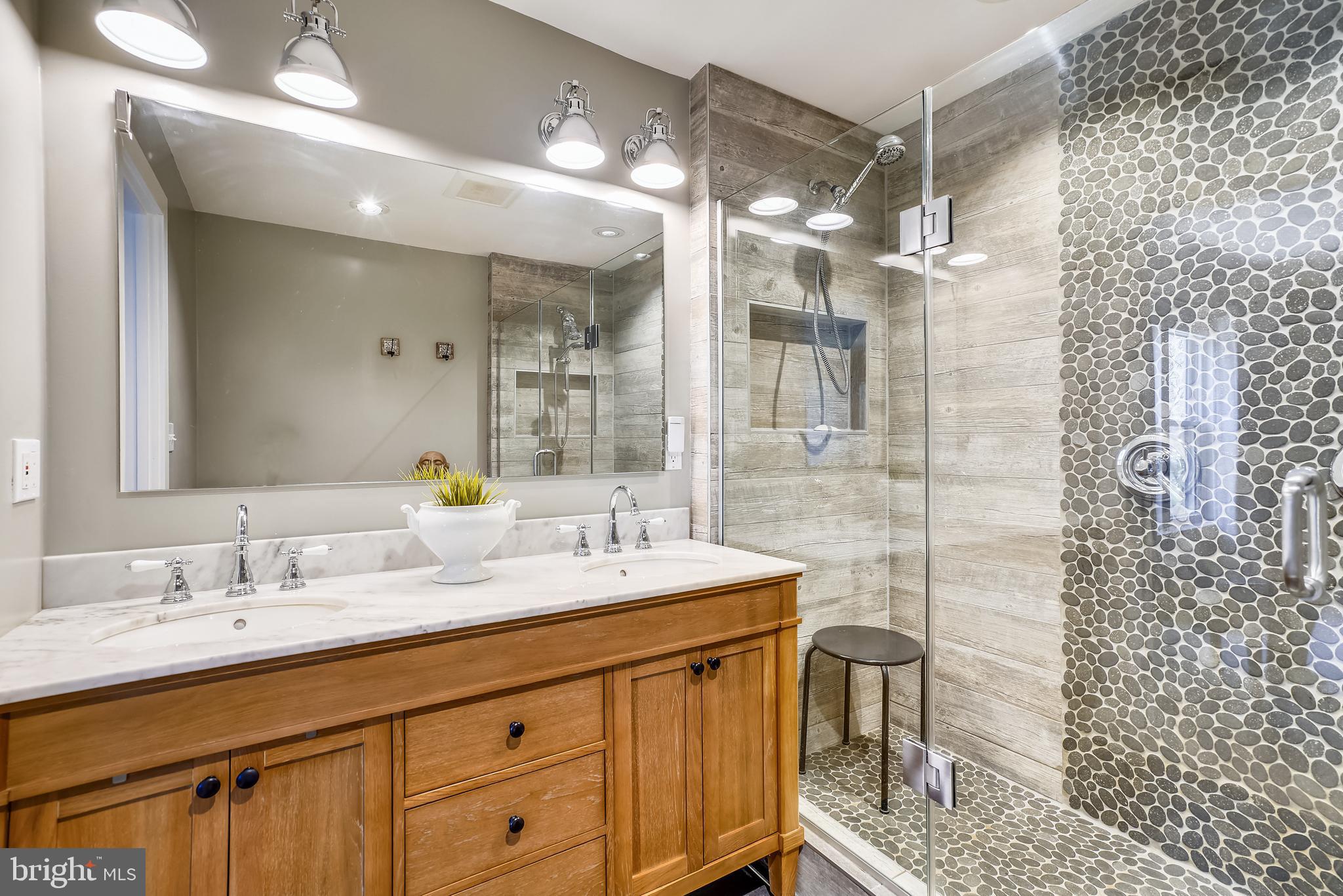 THE BIRCHES - Residential