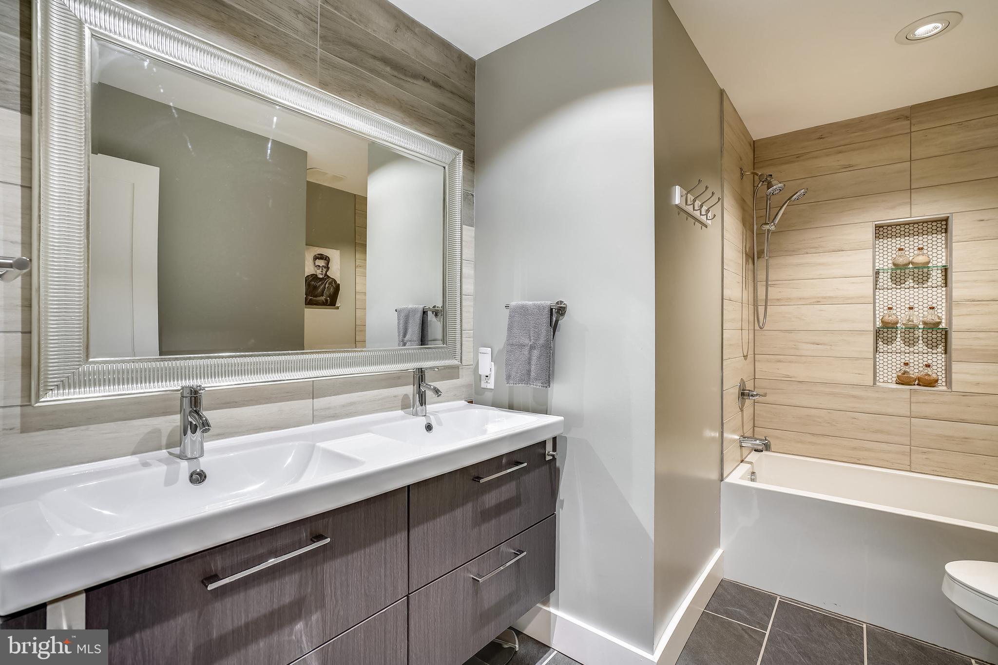 THE BIRCHES - Residential