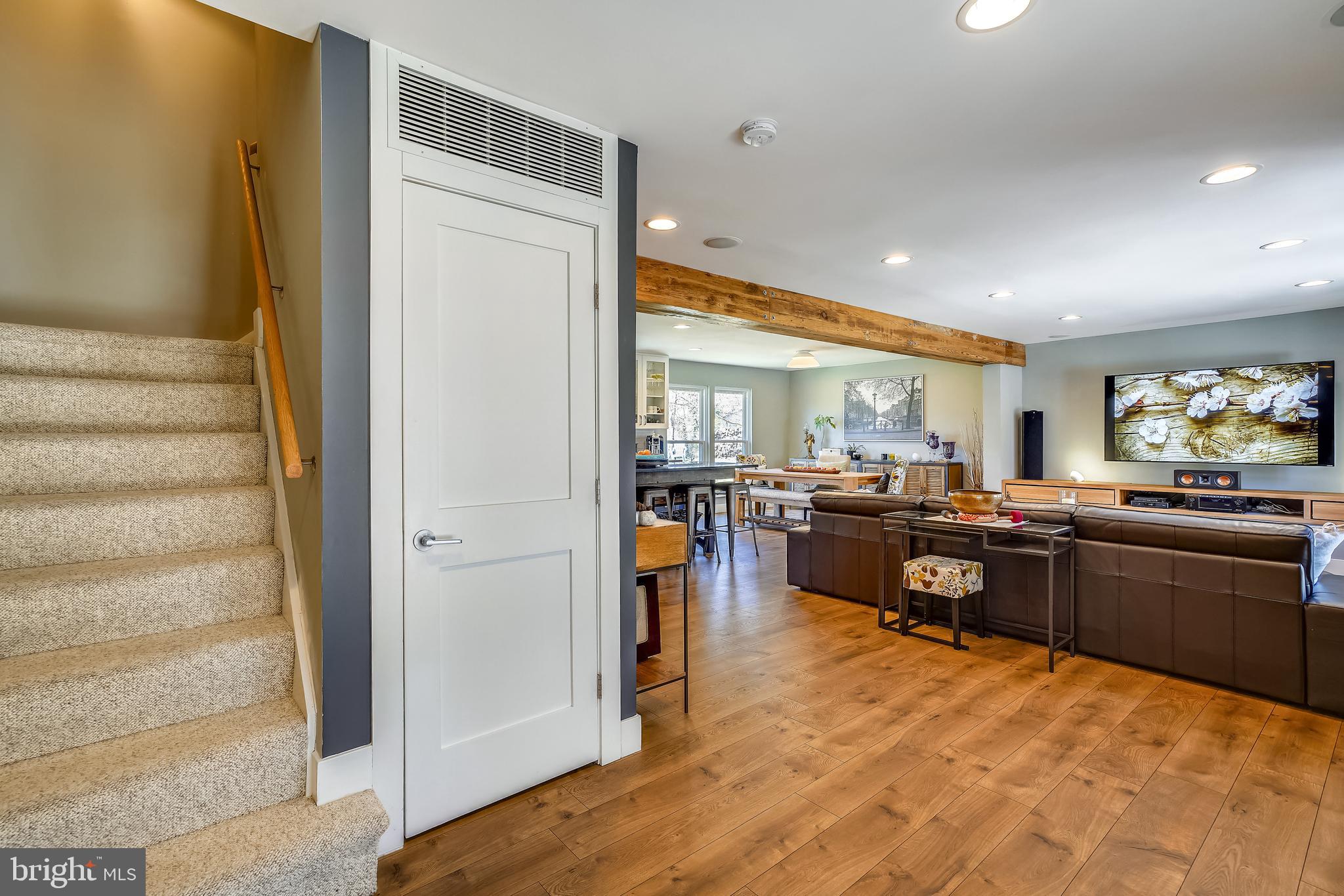 THE BIRCHES - Residential