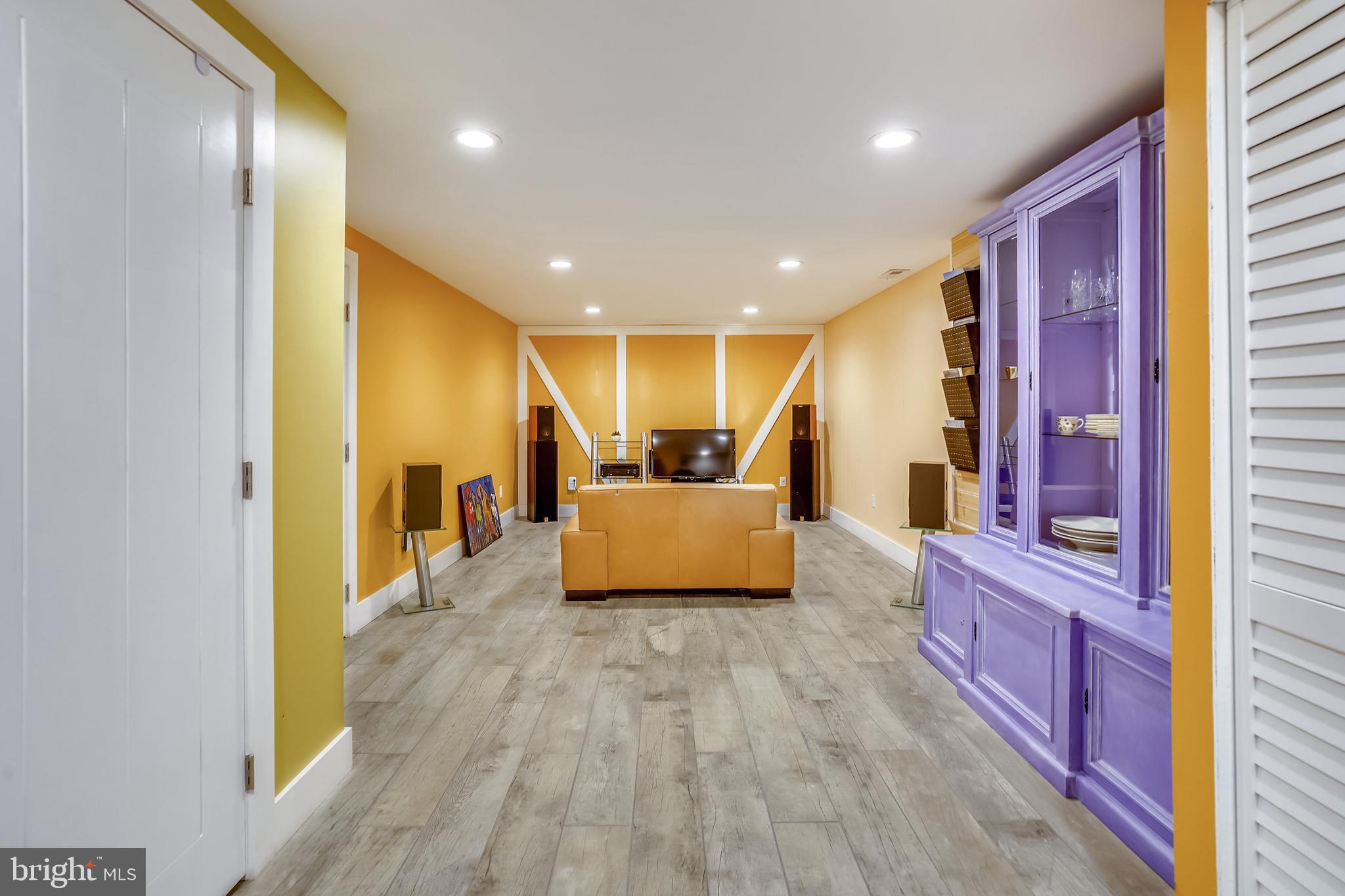 THE BIRCHES - Residential