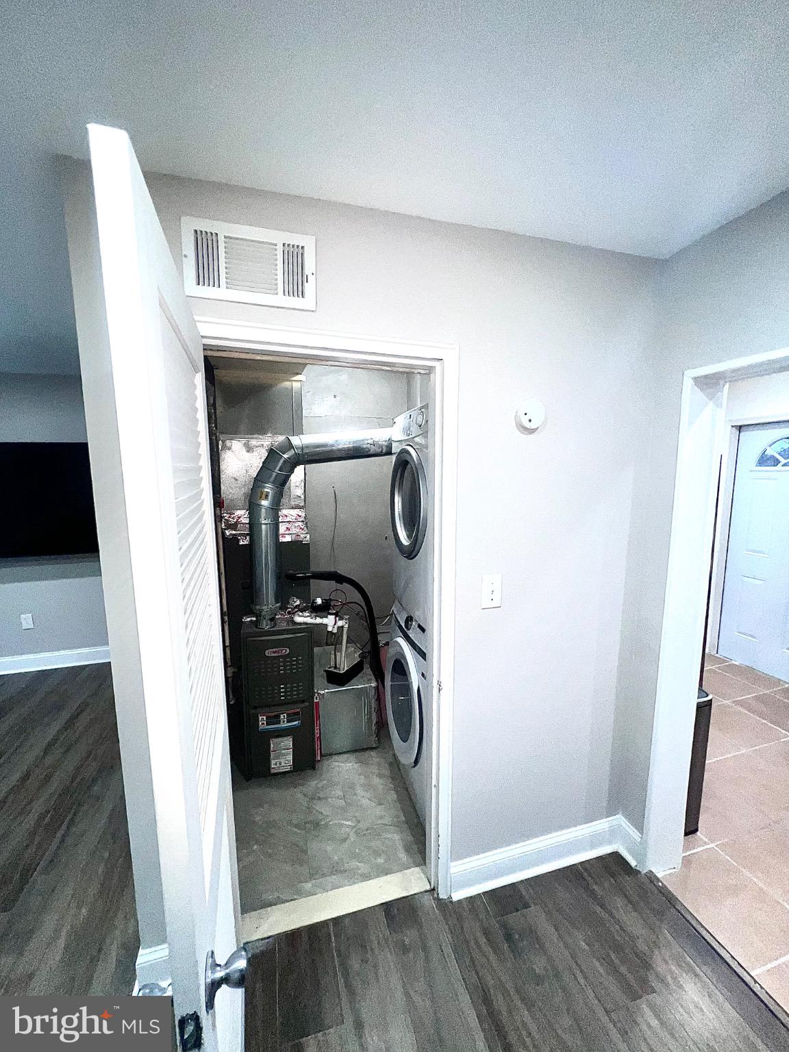 CEDAR VALLEY - Residential