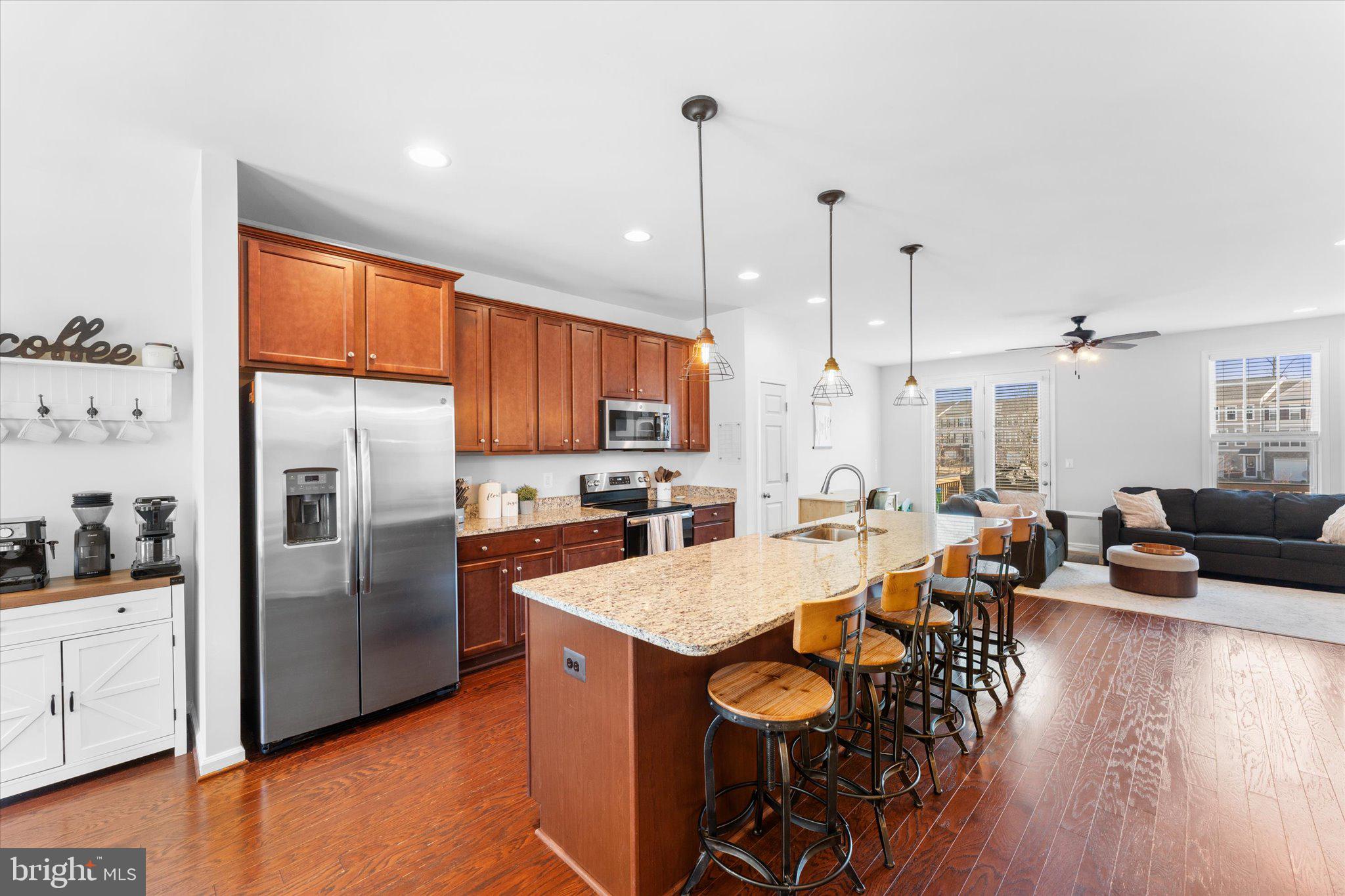 FIELDSTONE - Residential