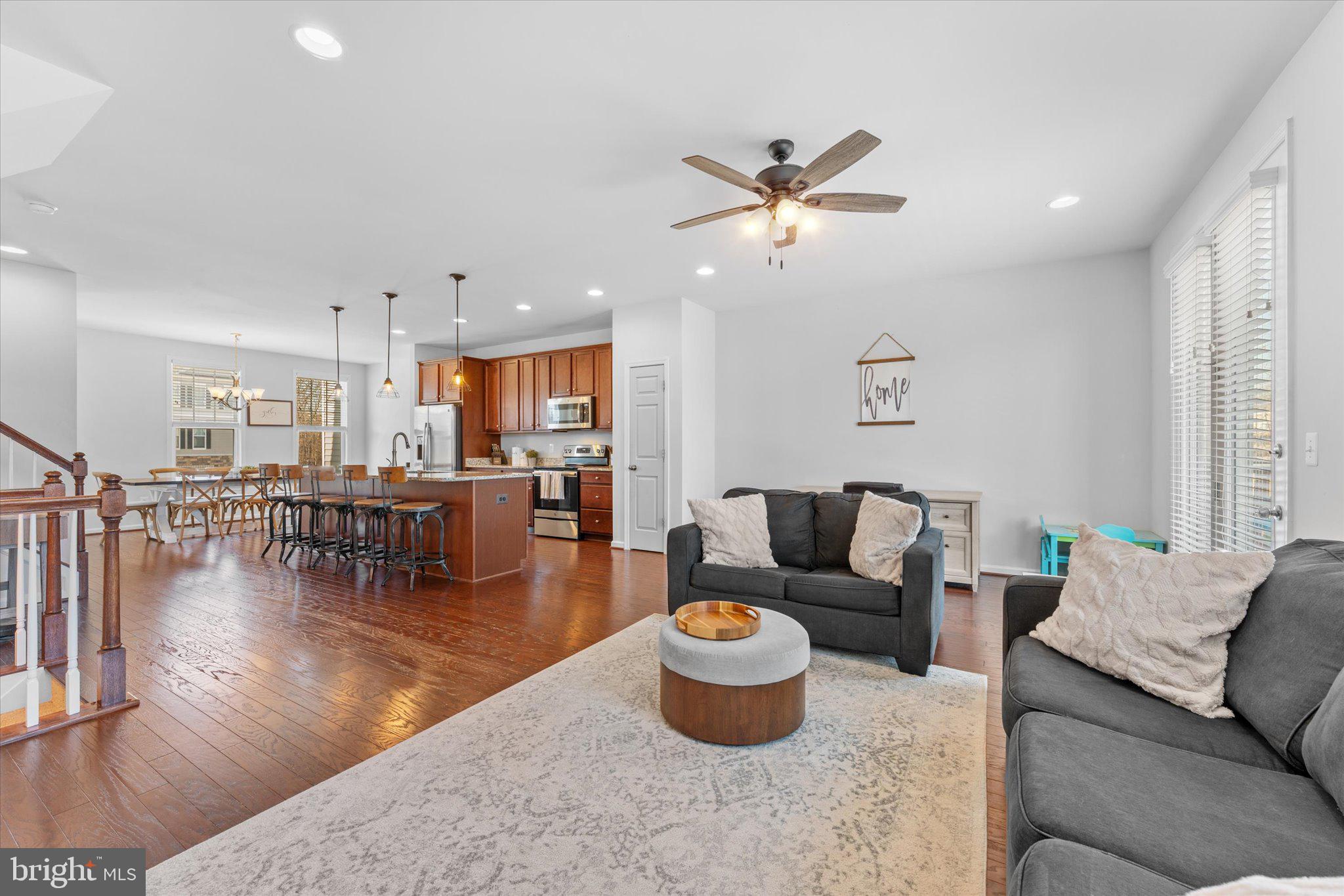 FIELDSTONE - Residential