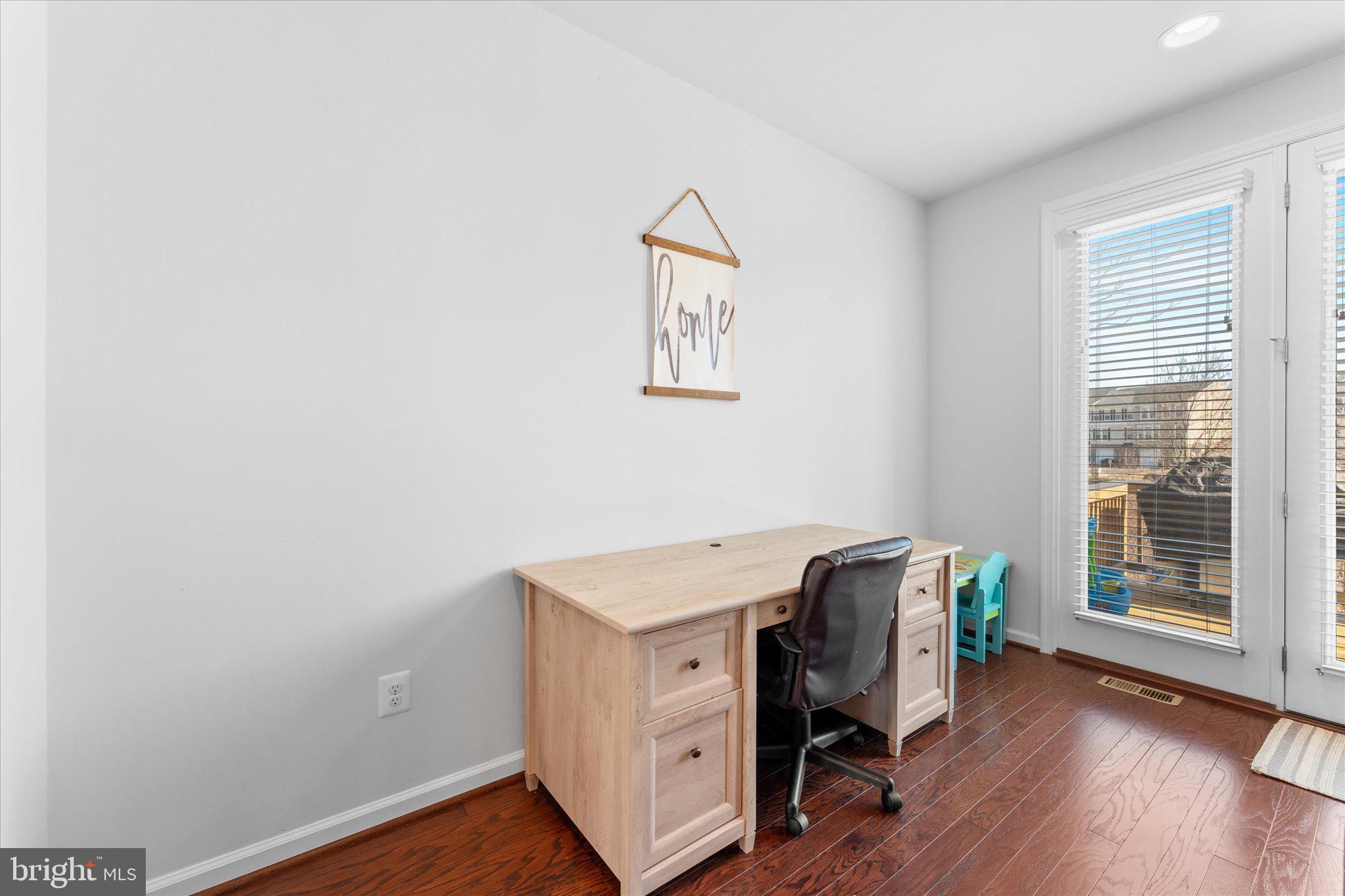 FIELDSTONE - Residential