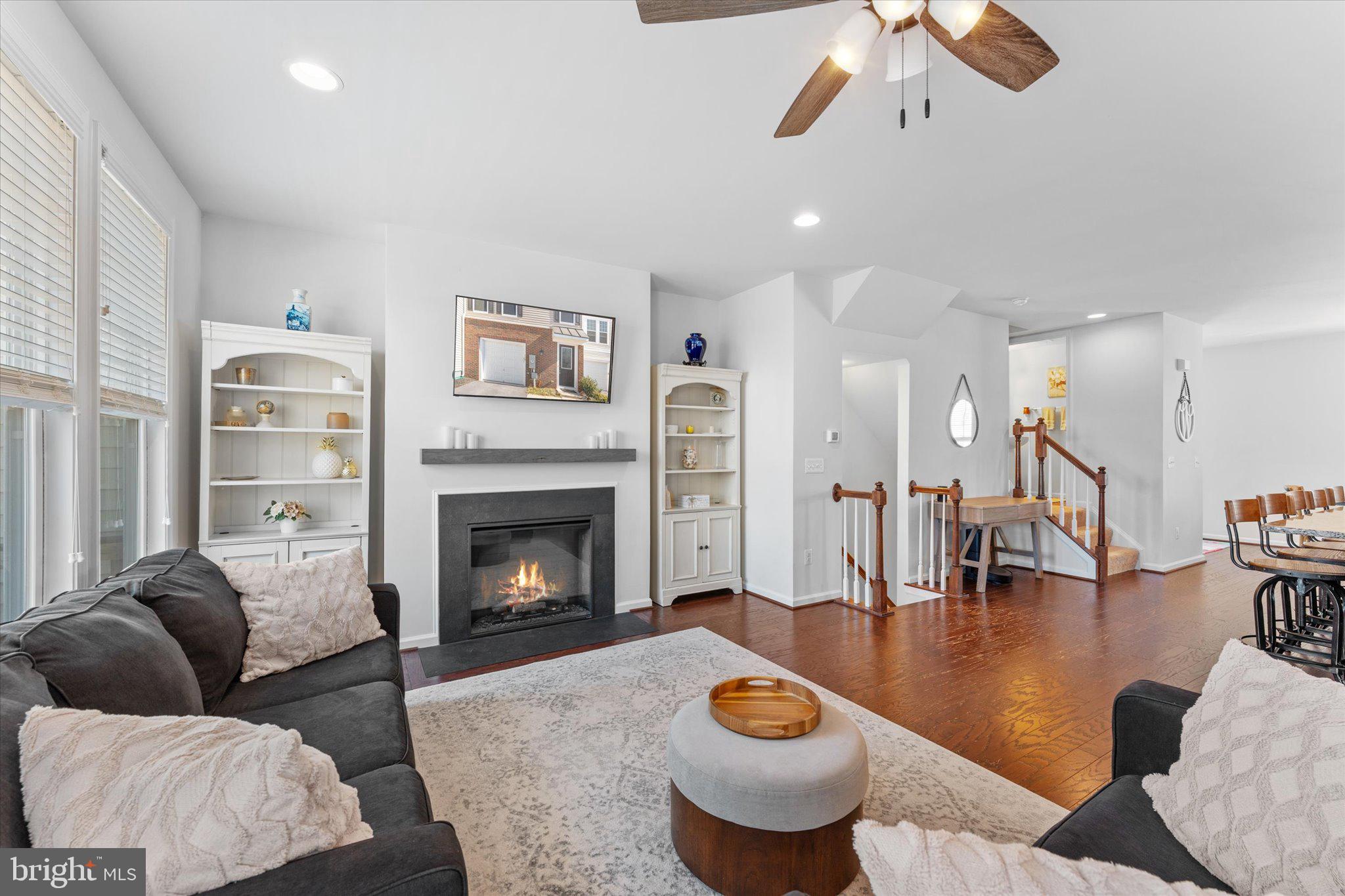 FIELDSTONE - Residential