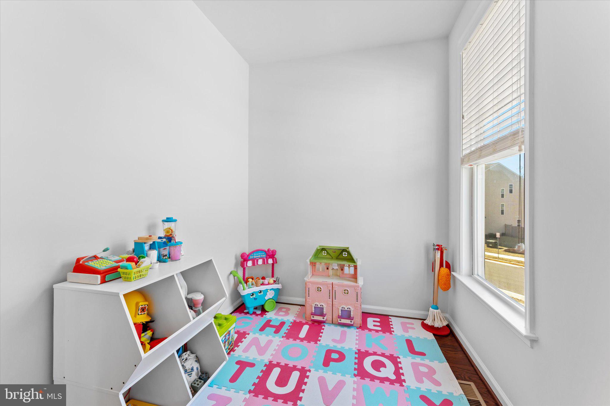 FIELDSTONE - Residential