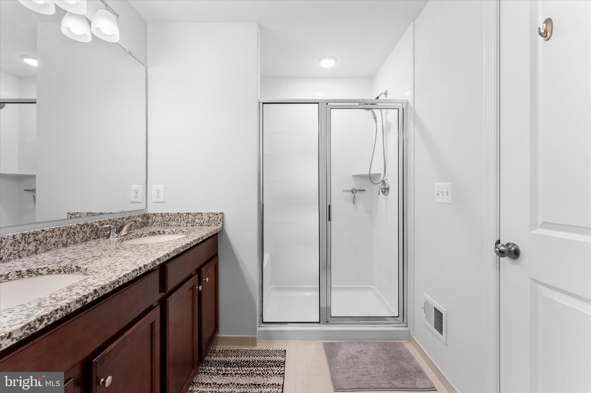 FIELDSTONE - Residential