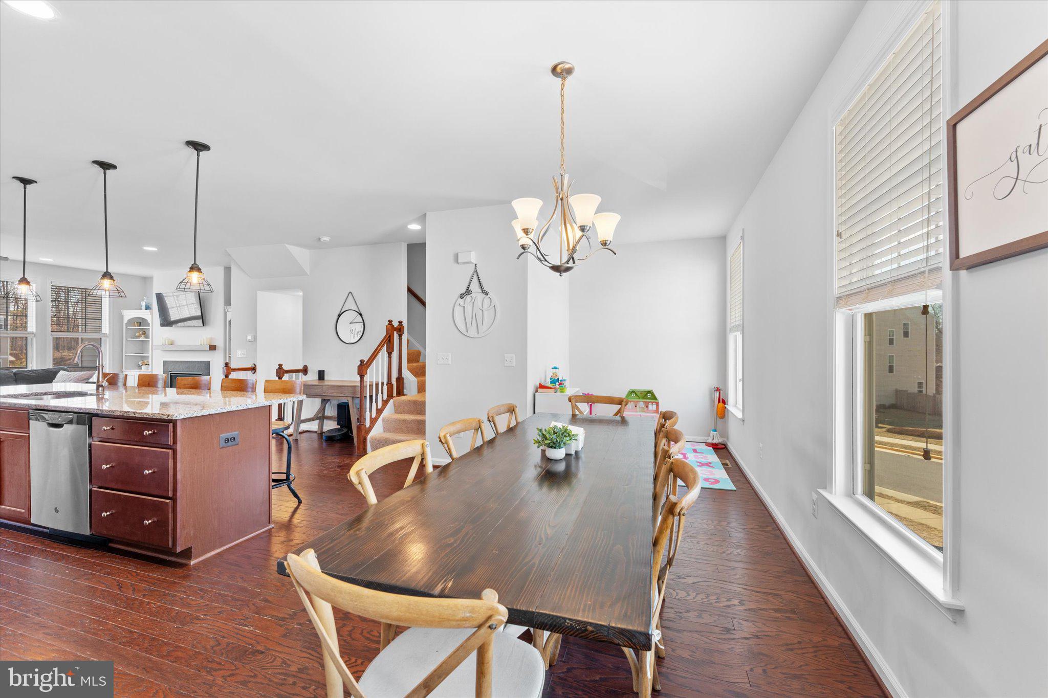 FIELDSTONE - Residential