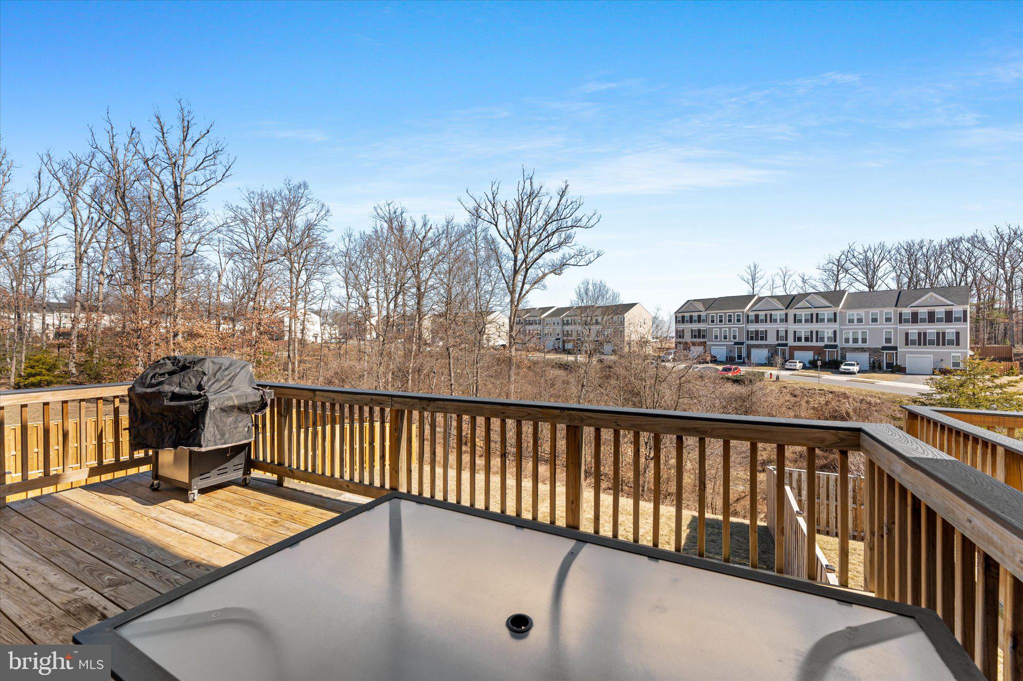 FIELDSTONE - Residential