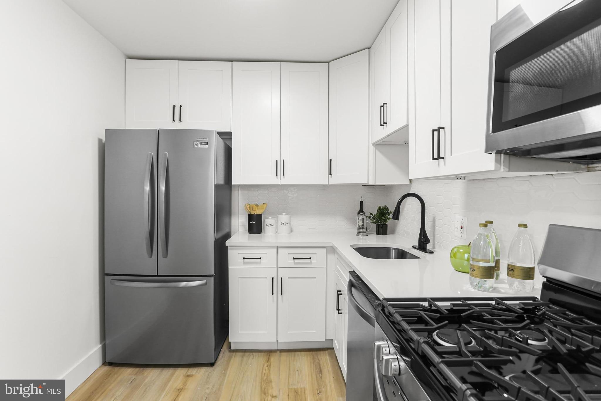 VILLAGE OF WILDE LAKE - Residential