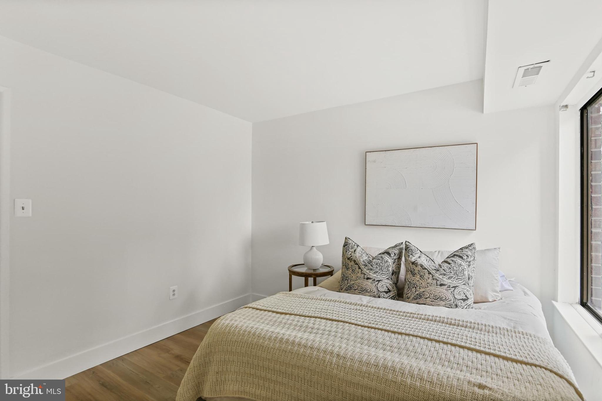 VILLAGE OF WILDE LAKE - Residential