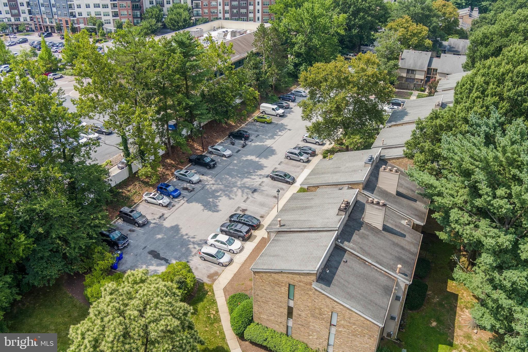 VILLAGE OF WILDE LAKE - Residential