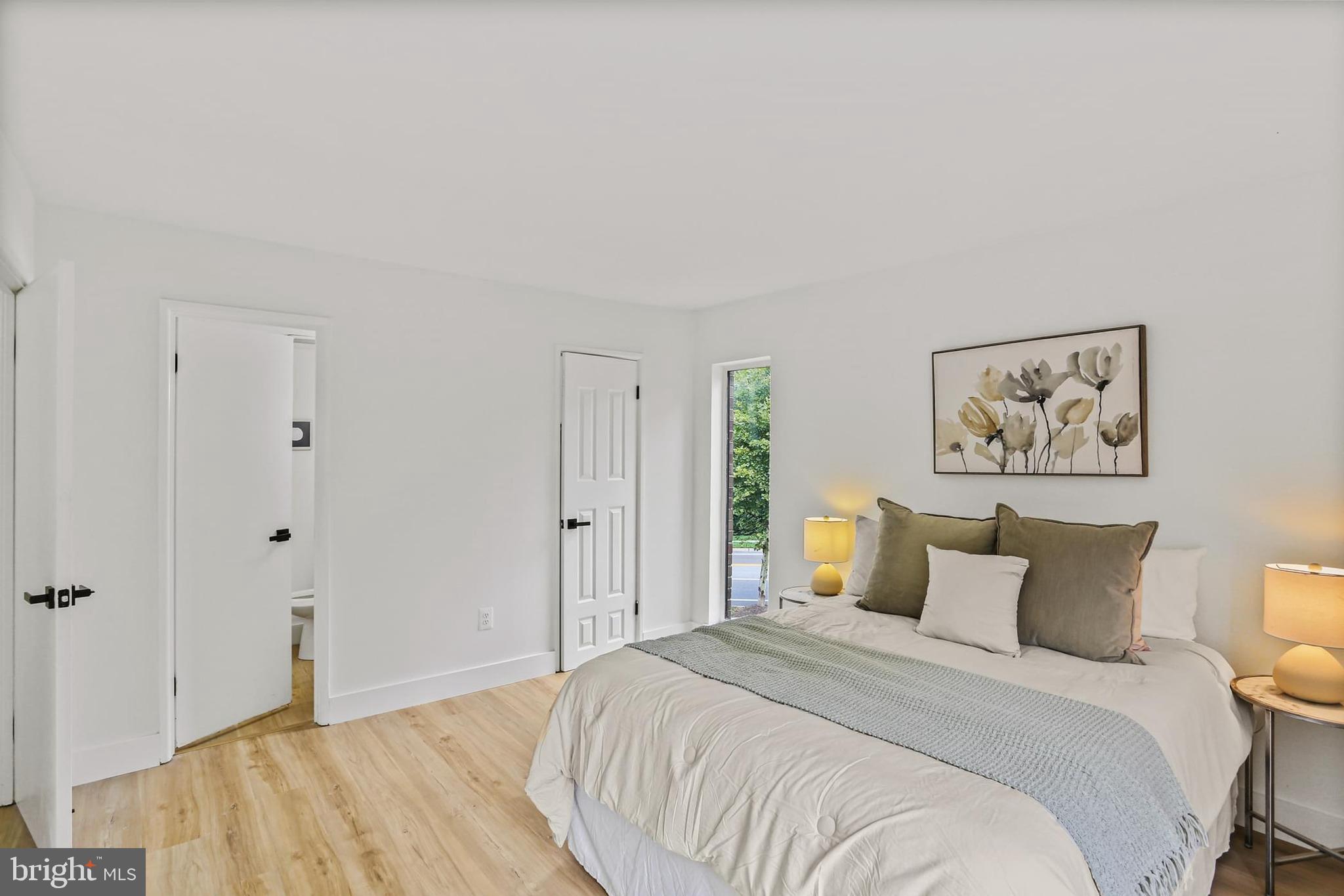 VILLAGE OF WILDE LAKE - Residential