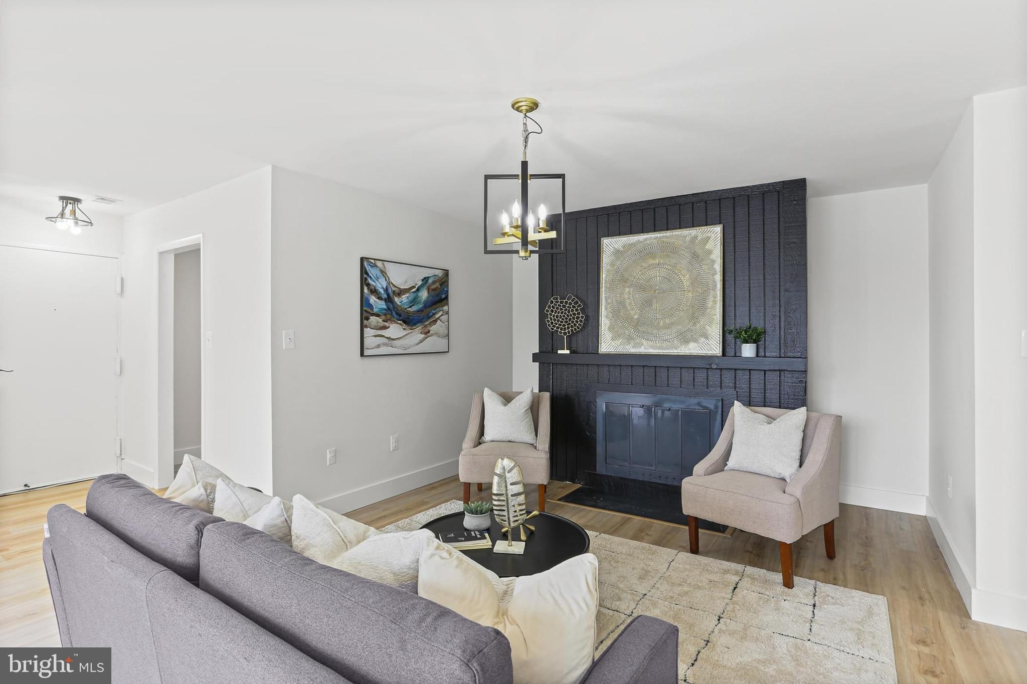 10580 CROSS FOX LANE D2