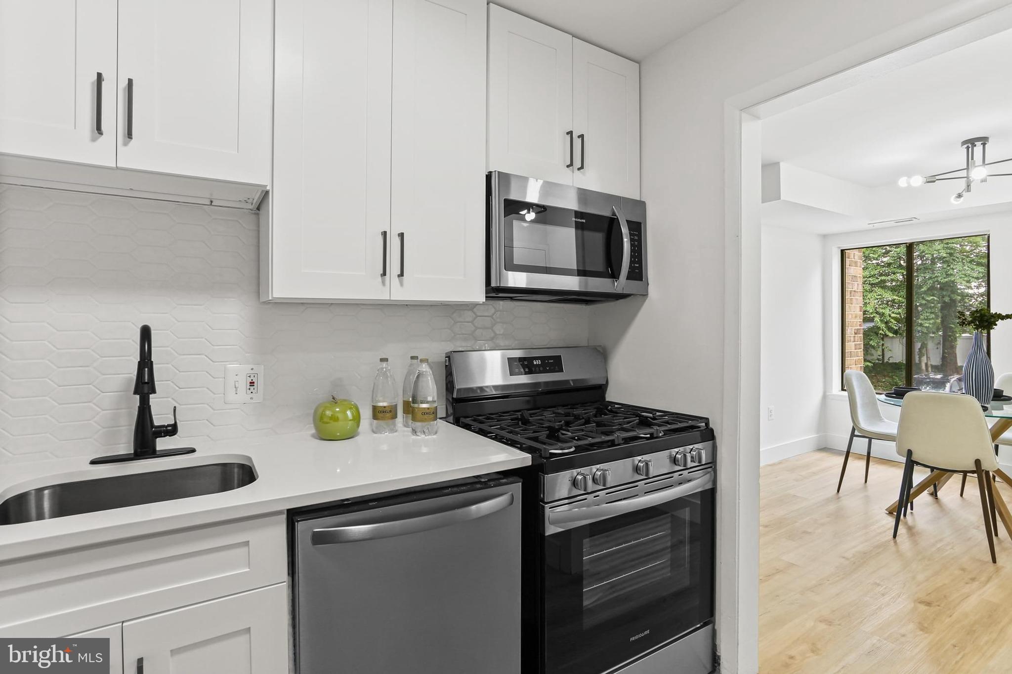 VILLAGE OF WILDE LAKE - Residential