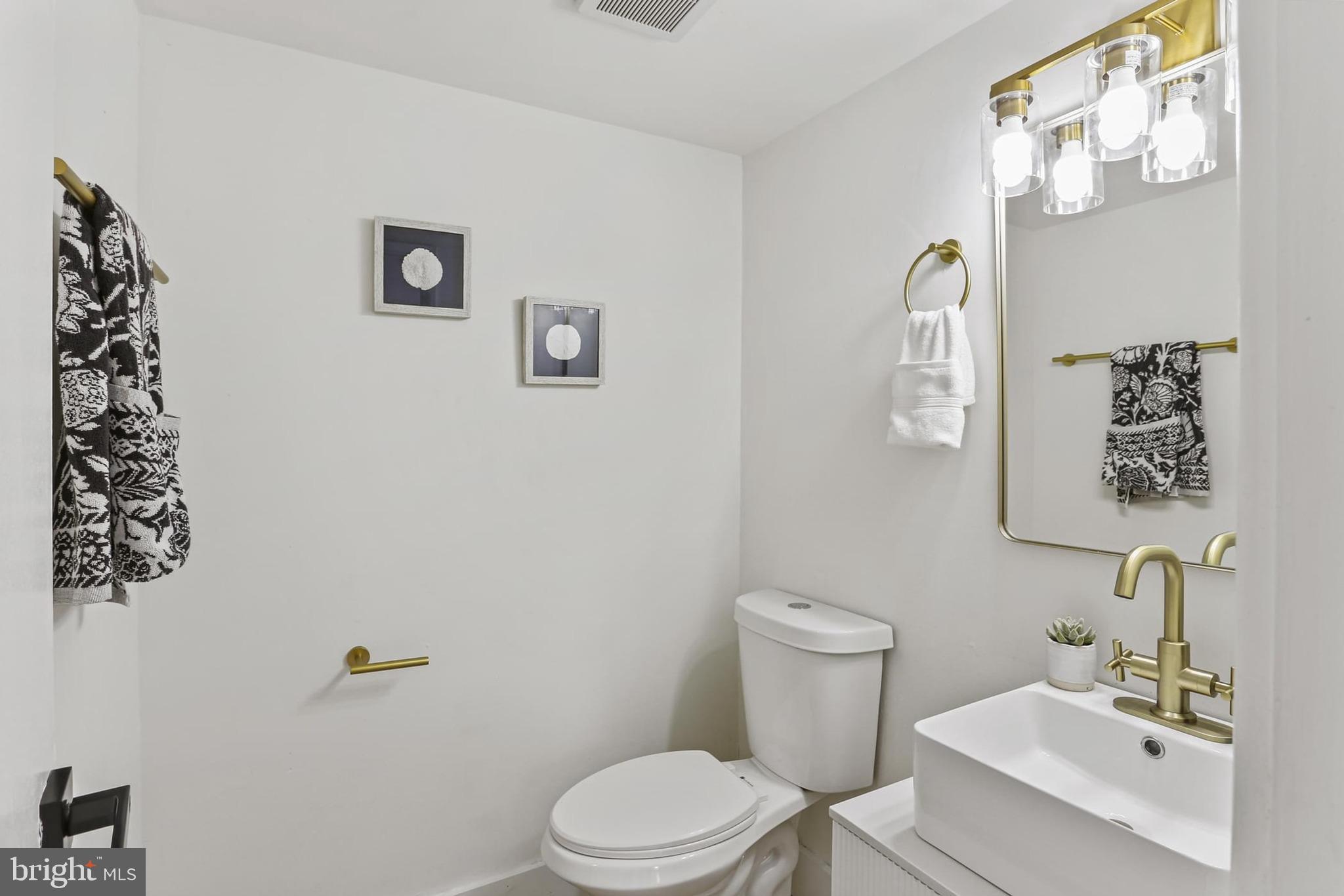 VILLAGE OF WILDE LAKE - Residential