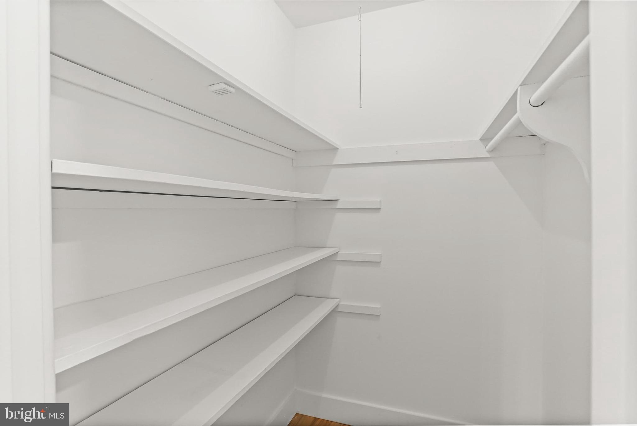 VILLAGE OF WILDE LAKE - Residential