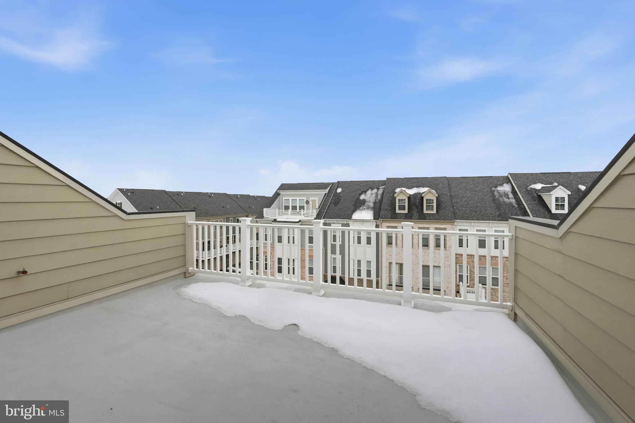 POTOMAC SHORES - Residential