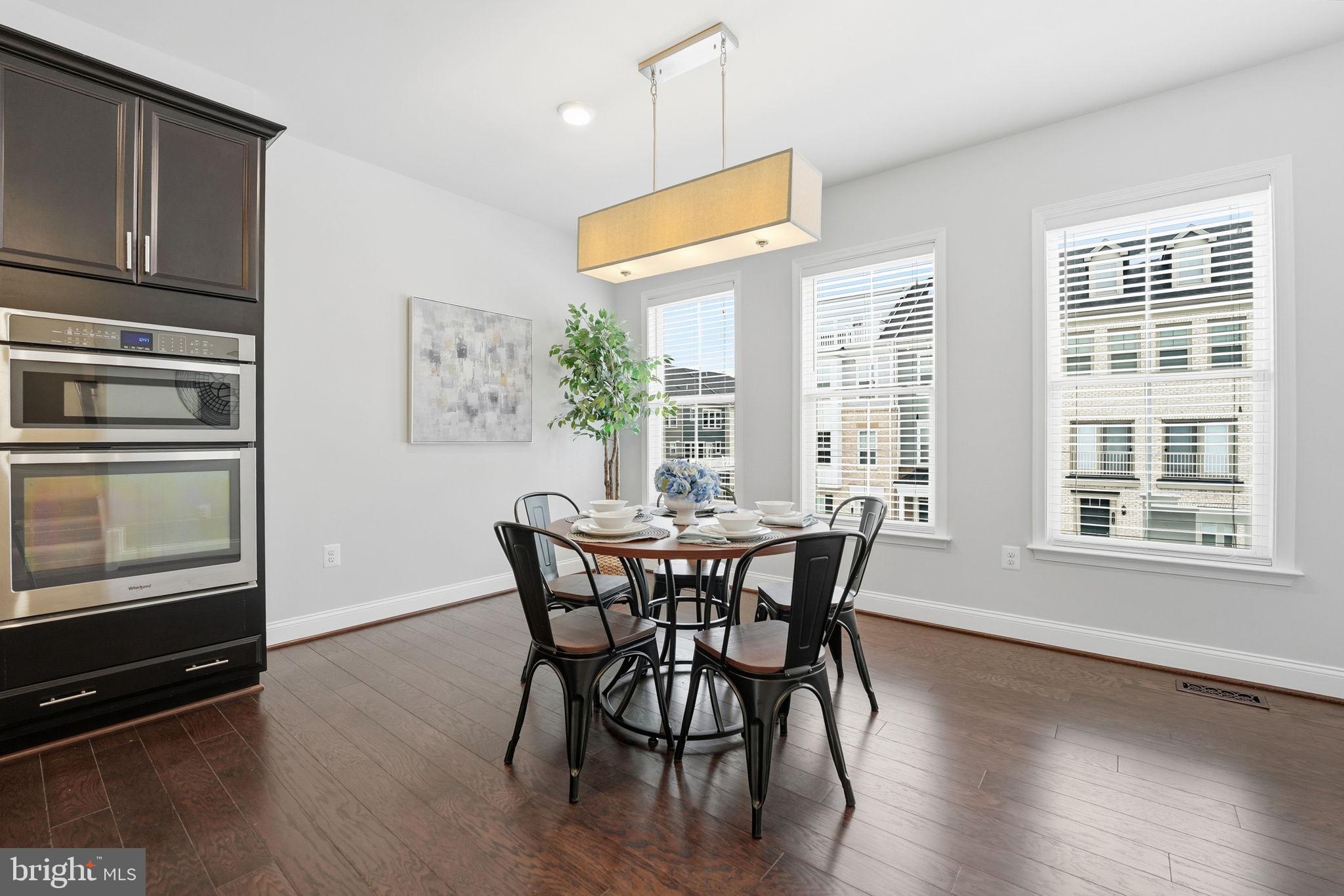 POTOMAC SHORES - Residential