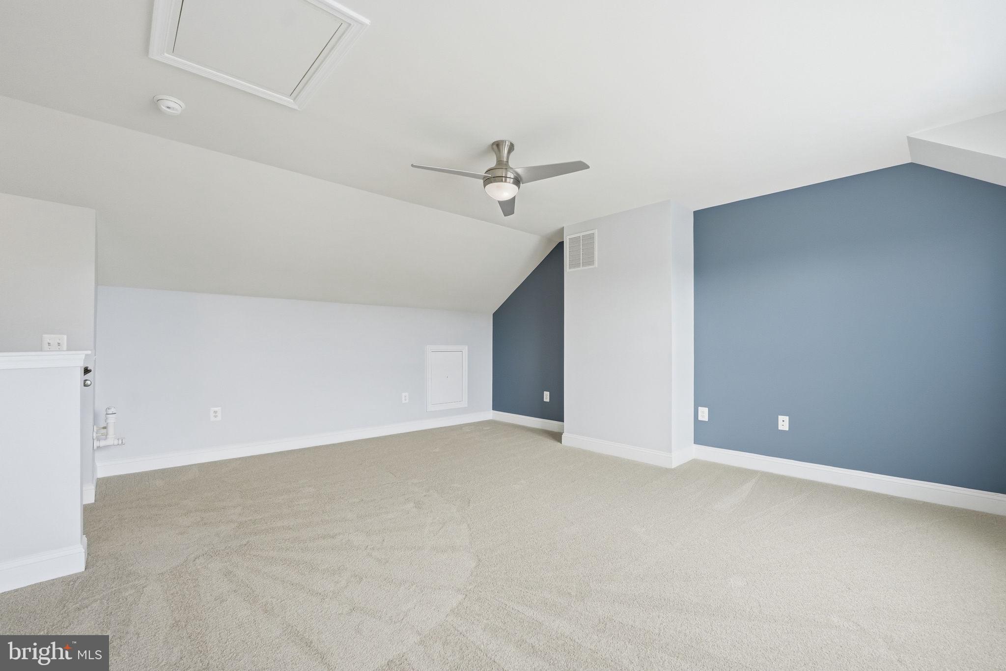 POTOMAC SHORES - Residential