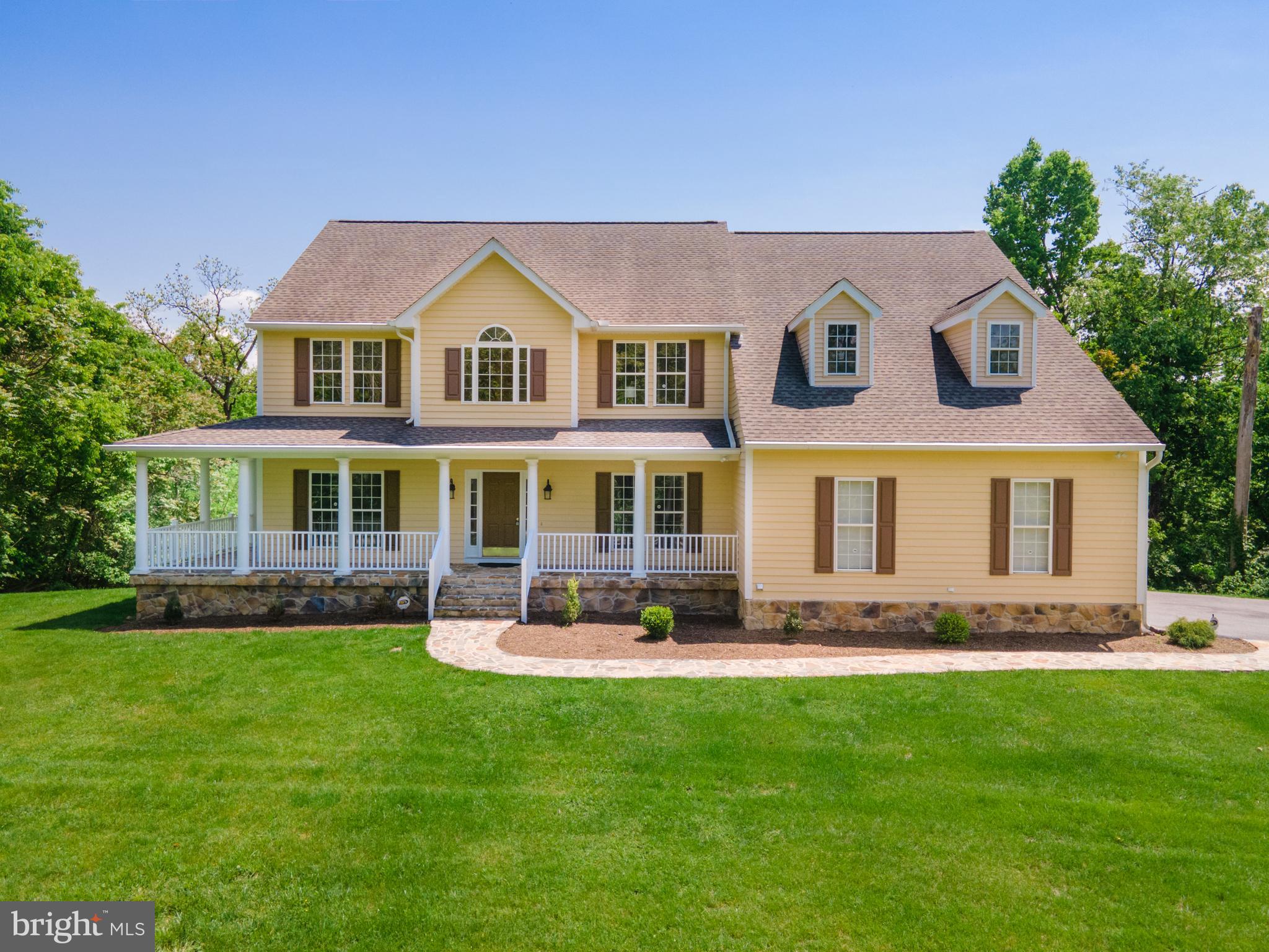 RIVERSIDE ACRES - Residential