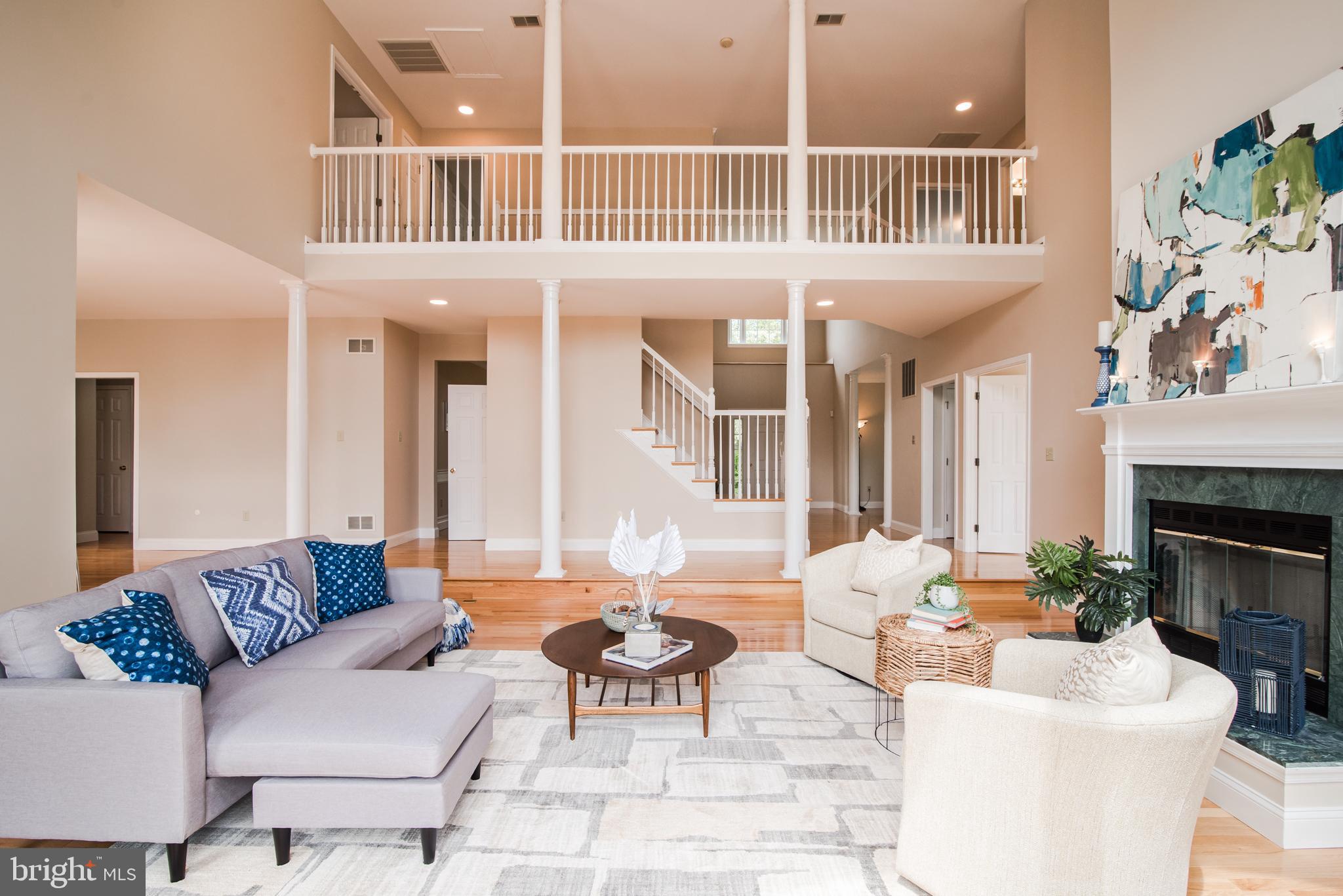 RIVERSIDE ACRES - Residential