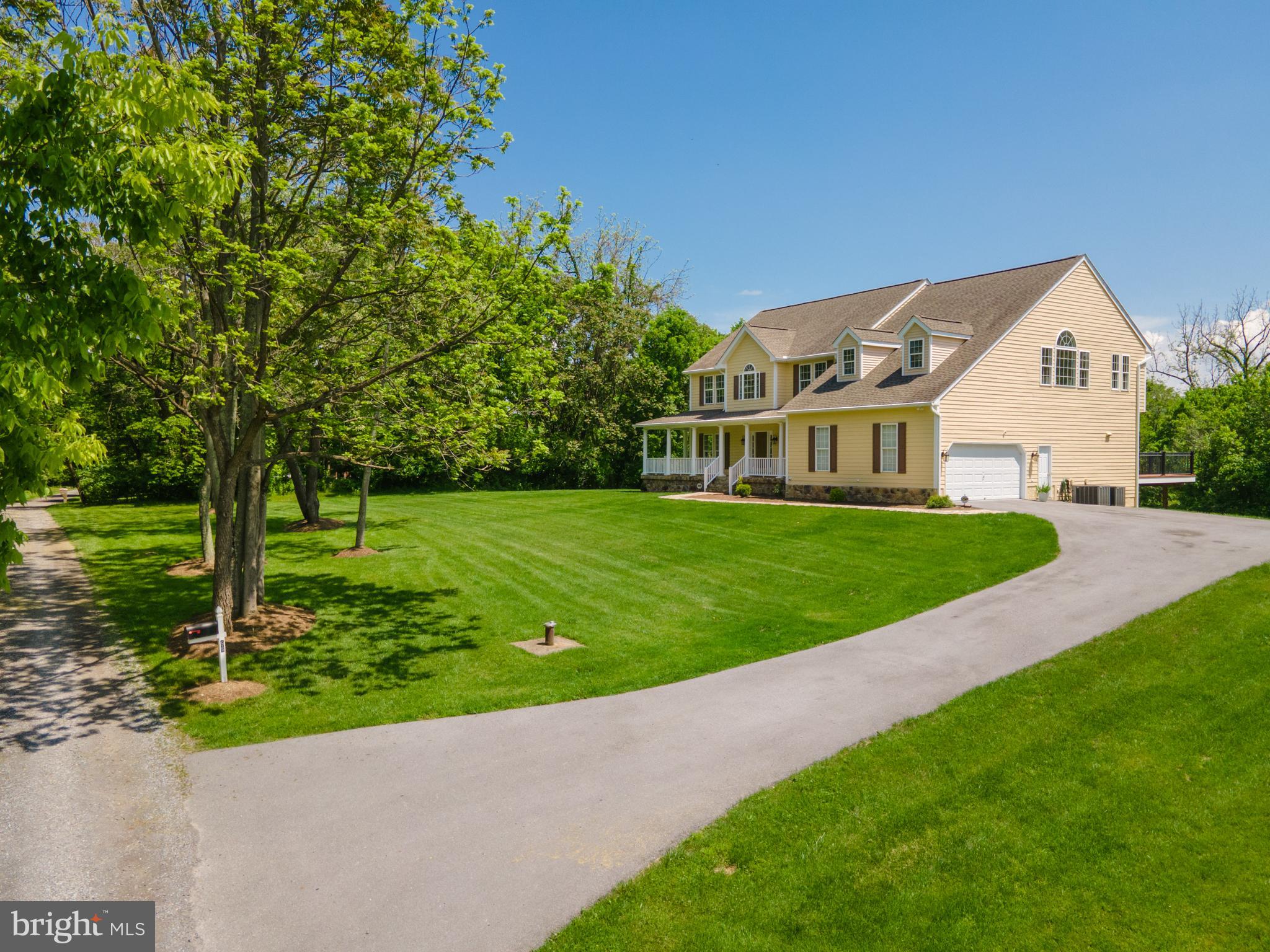 RIVERSIDE ACRES - Residential