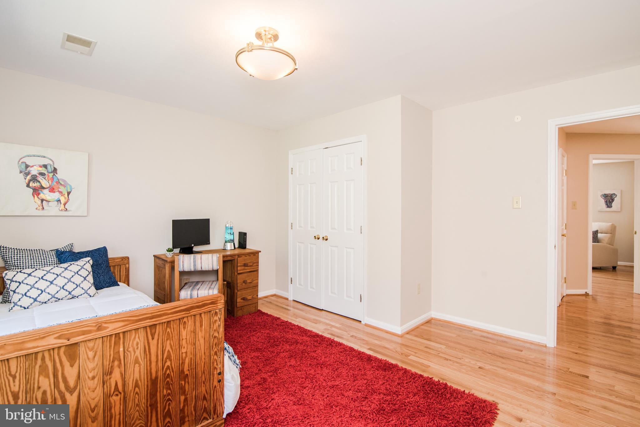 RIVERSIDE ACRES - Residential