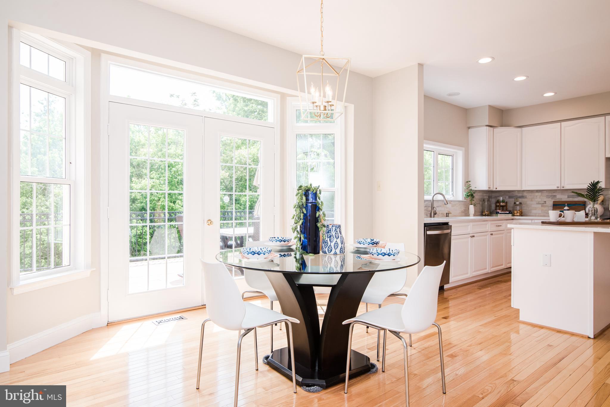 RIVERSIDE ACRES - Residential