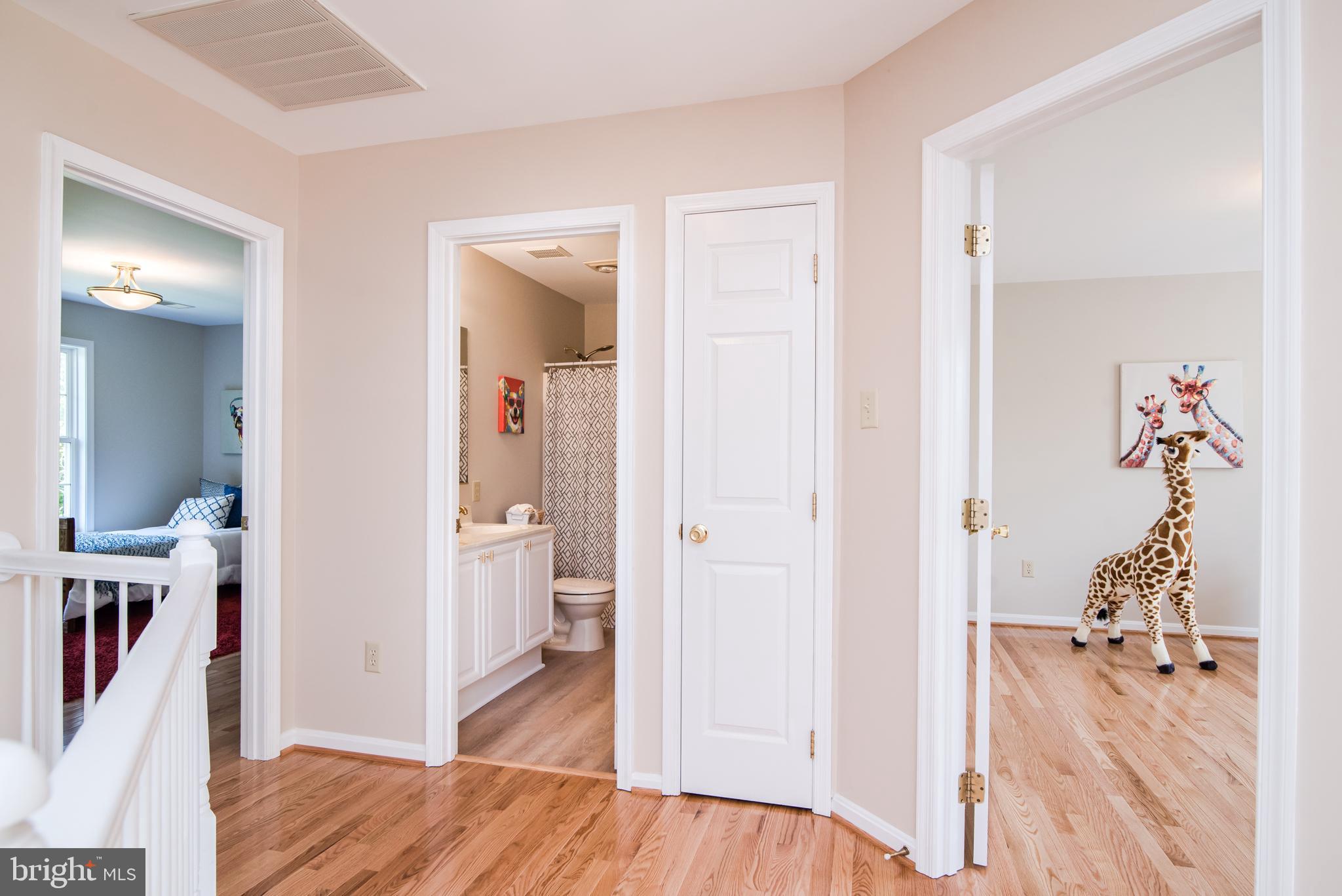 RIVERSIDE ACRES - Residential