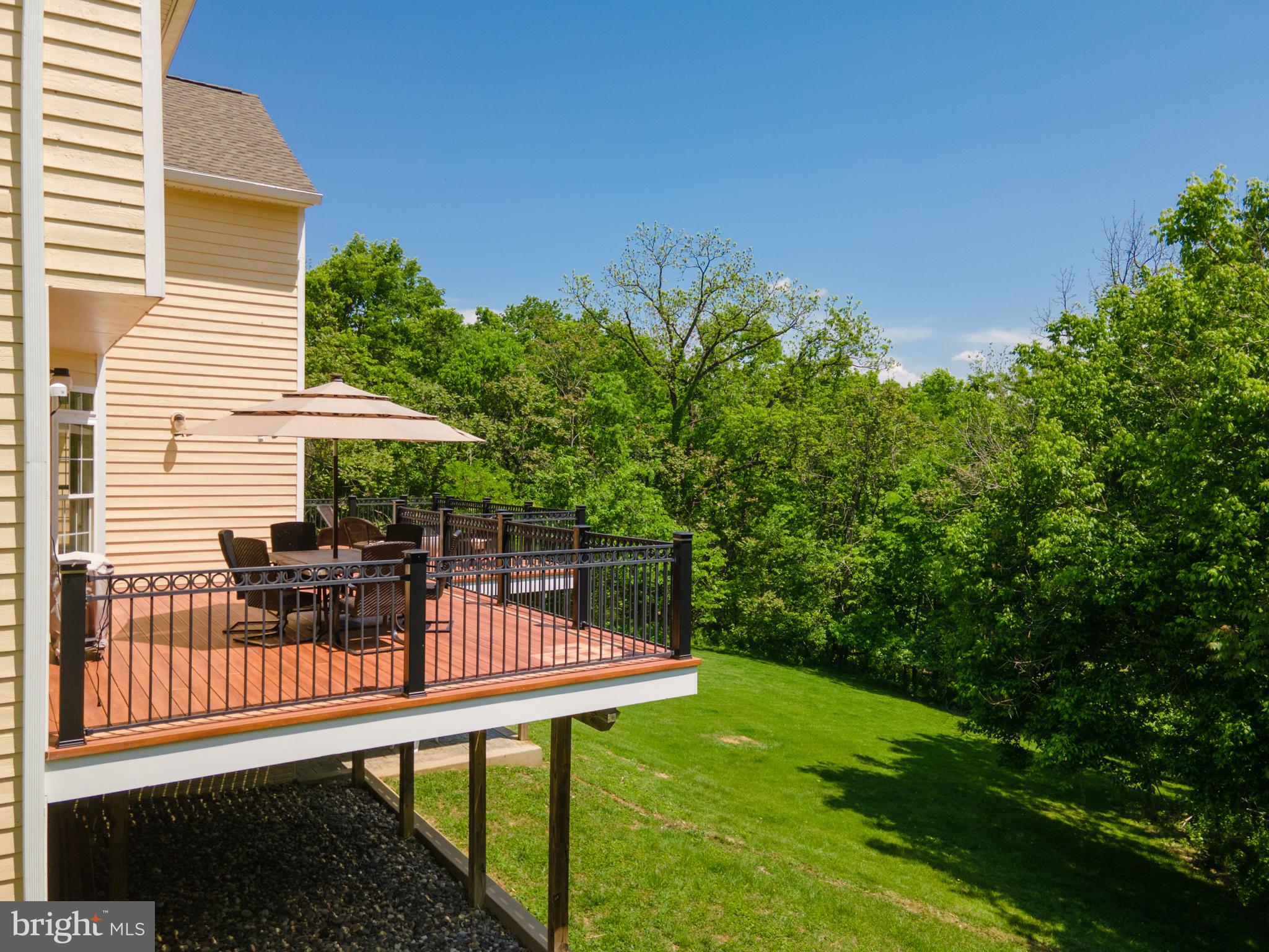 RIVERSIDE ACRES - Residential