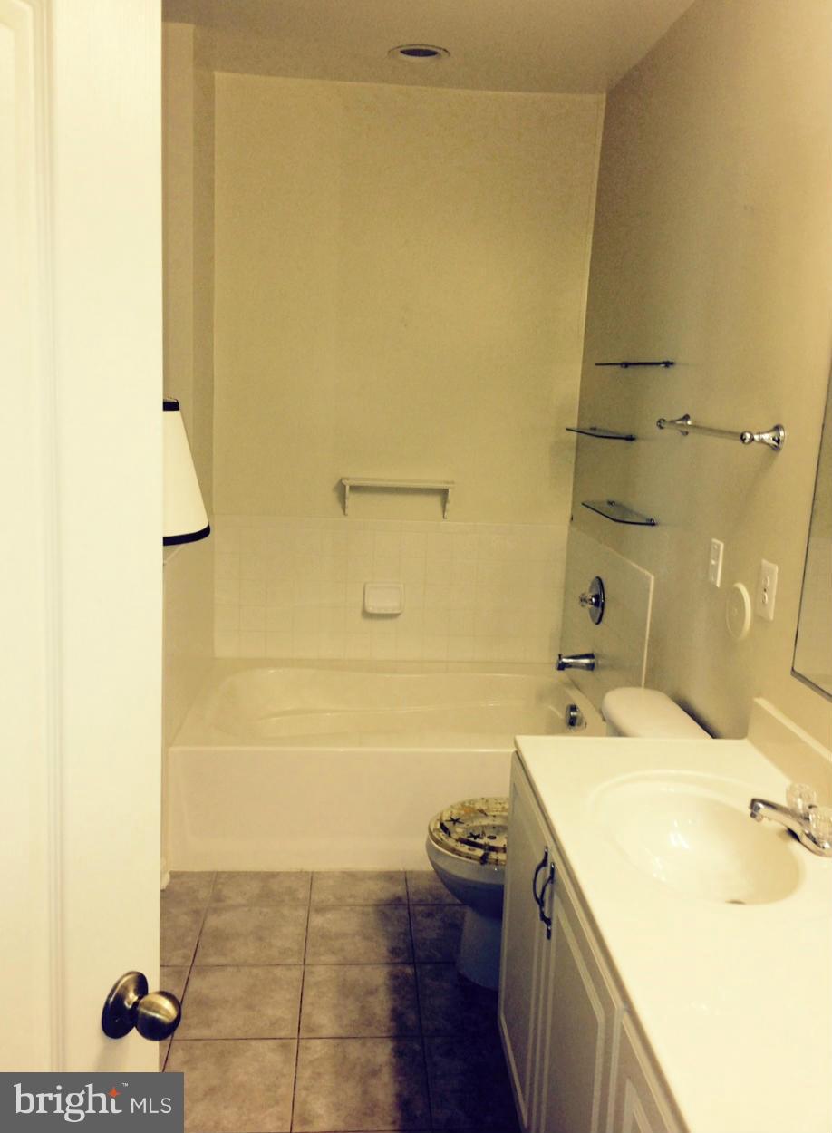 HIGH VIEW AT HUNT VALLEY - Residential