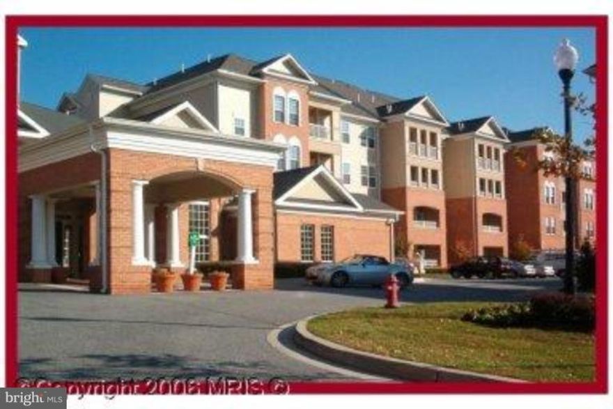 Short sale  As-Is  addendum required, Subj to 3rd Party Approval.1 LENDER. List price has not been approved by lender, BPO and appraisal has not been done. Seller requests buyer use Granite Title for title and settlement. Need 60+ days for approval. Buyer is responsible for obtaining and paying for condo resale pkg.  Condo shows well; patio level with & views of courtyard. Best value here.