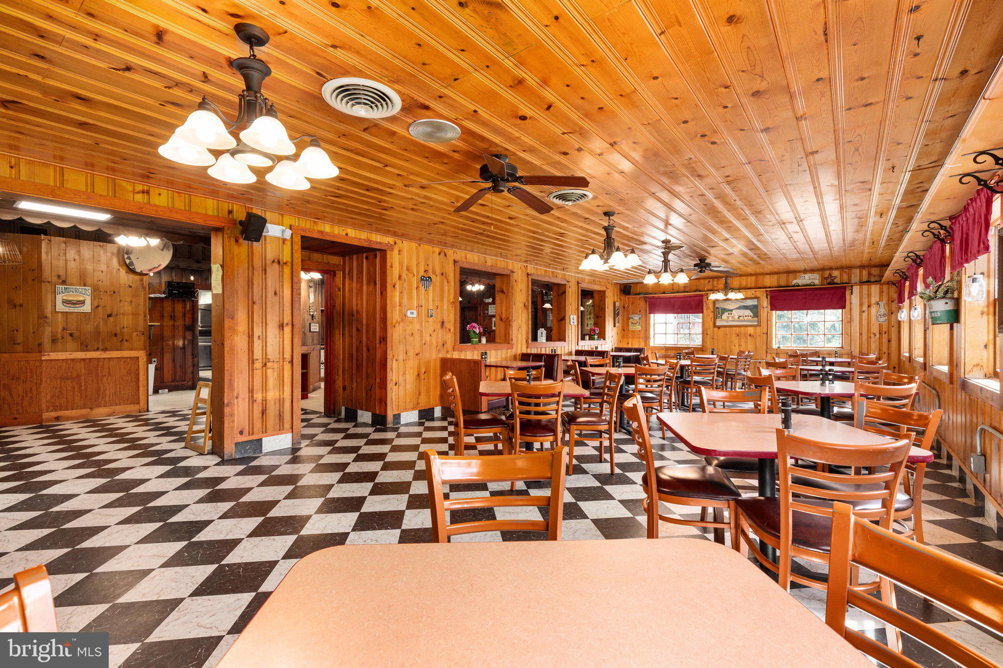 8512 US Hwy 211W Luray VA US HWY 211 W 8508