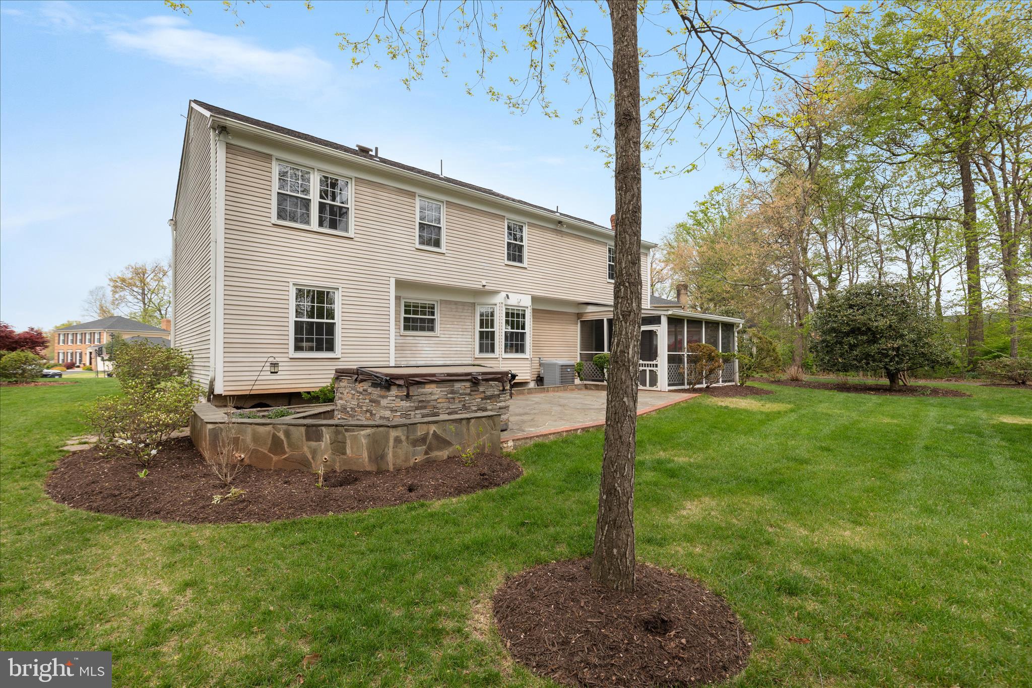 13113 NESTLEWOOD COURT