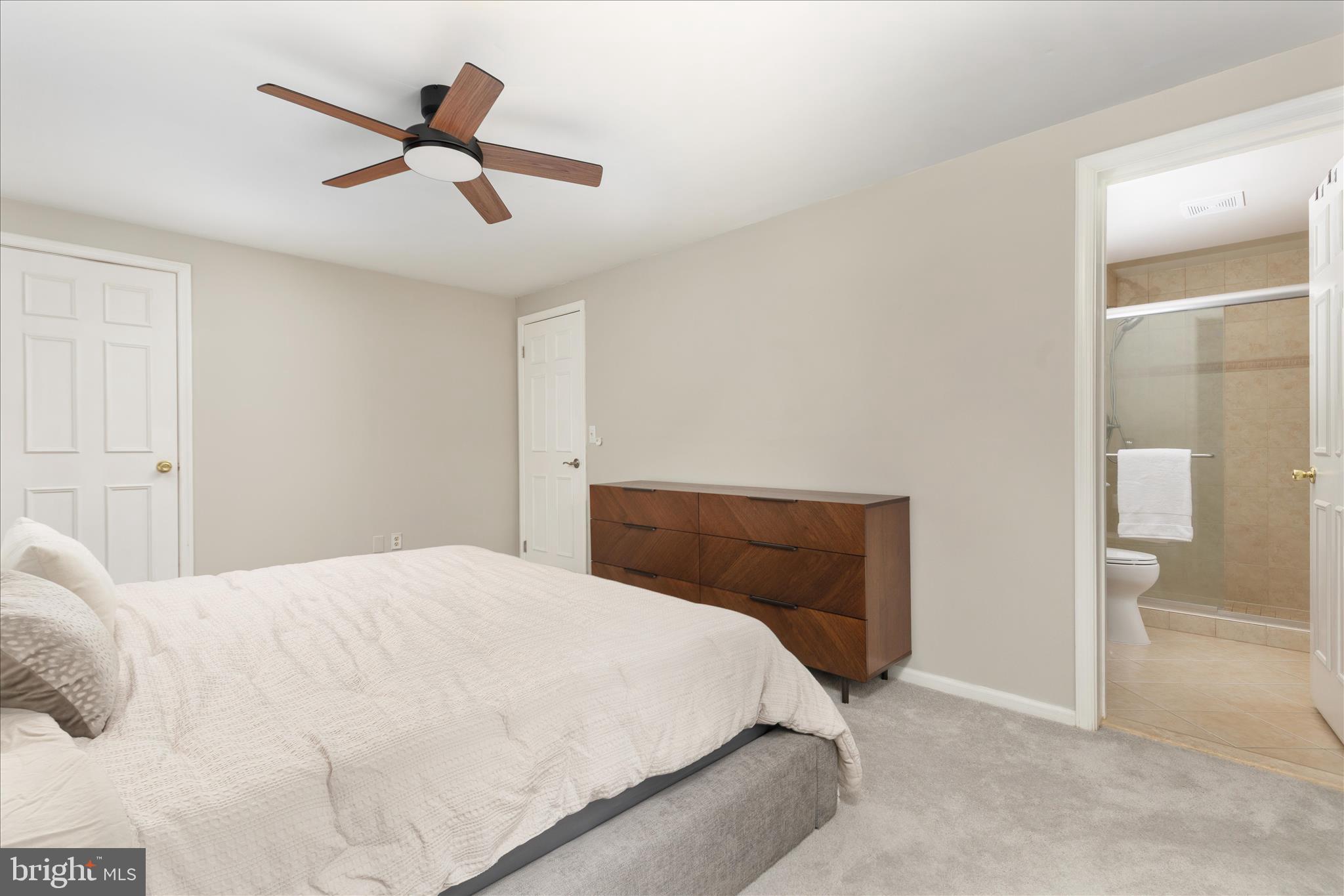 FRANKLIN FARM - Residential