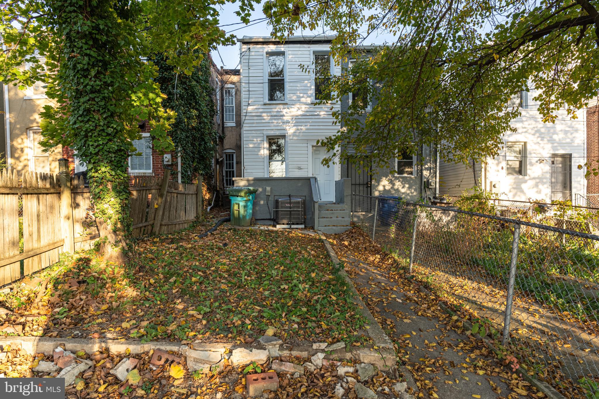 IRVINGTON - Residential Lease