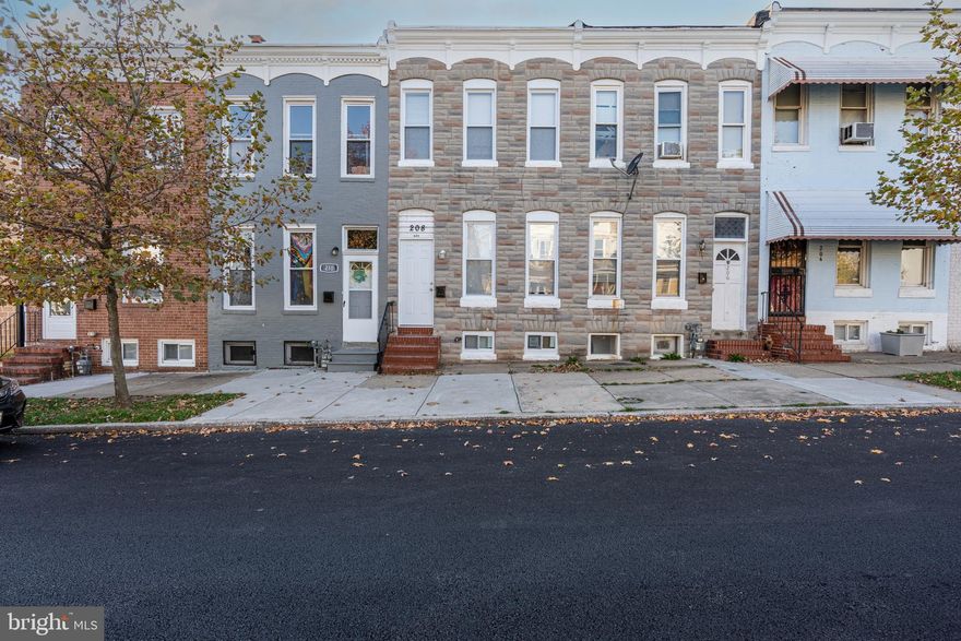 This renovated Single Family Home in Historic Irvington is a perfect blend of historic charm and modern amenities. With its three bedrooms, renovated kitchen, and delightful backyard, it offers a comfortable and stylish living experience. Don't miss the opportunity to make this residence your own and immerse yourself in the rich history and architectural beauty of Irvington.