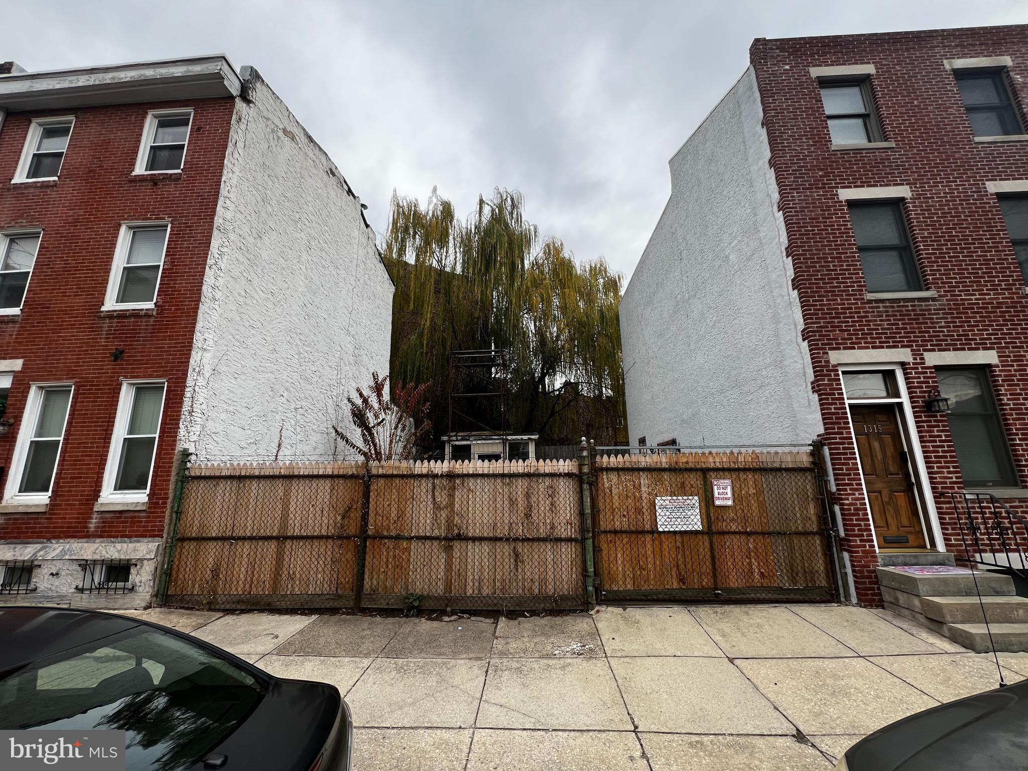Discover an extraordinary investment opportunity in the heart of Philadelphia's thriving Spring Arts neighborhood! This offering of 1319 Mt. Vernon Street presents a blank canvas for visionary developers.
Zoned CMX-3, allowing for mixed-use or commercial development, providing flexibility for various projects such as multi-family units, retail, or office spaces. Situated in one of Philadelphia's most dynamic and rapidly developing areas, these lots offer proximity to cultural hotspots, restaurants, galleries, and the vibrant arts scene. The neighborhood continues to attract residents and businesses alike with its creative energy and urban appeal. Generous lot sizes ready for your plans to take shape, offering ample room to execute your vision. Positioned just moments from Center City and key transit routes, these lots are an exceptional opportunity to capitalize on the continued growth and popularity of the Spring Arts district. Don’t miss the chance to create something remarkable in this burgeoning neighborhood. Contact us today to schedule a tour and begin envisioning the possibilities.