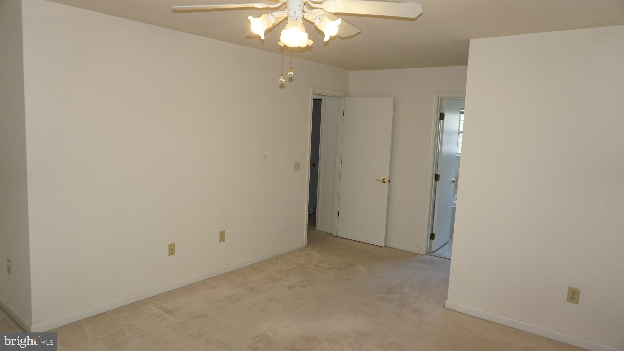 WATERFORD - Residential Lease