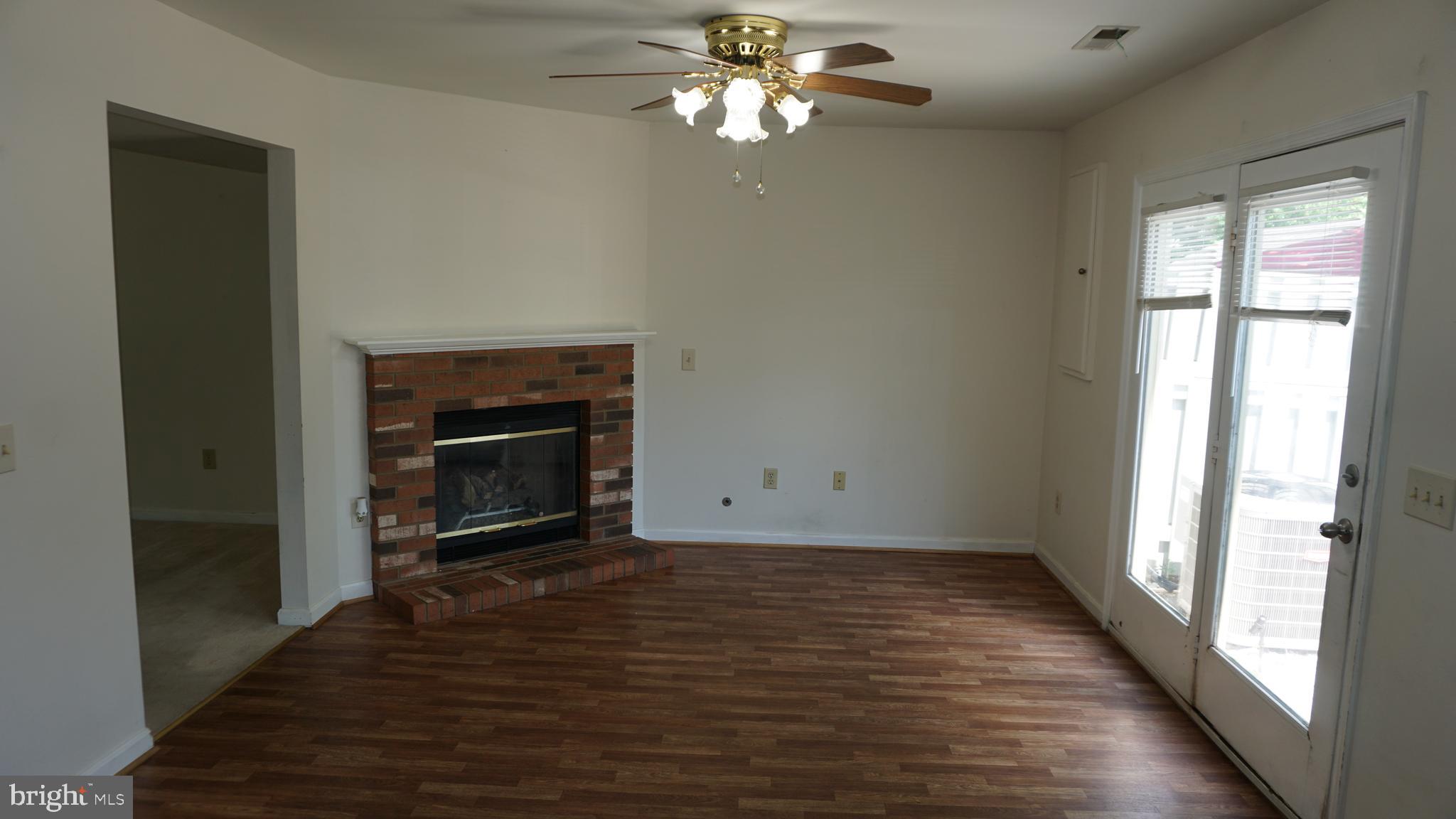 WATERFORD - Residential Lease