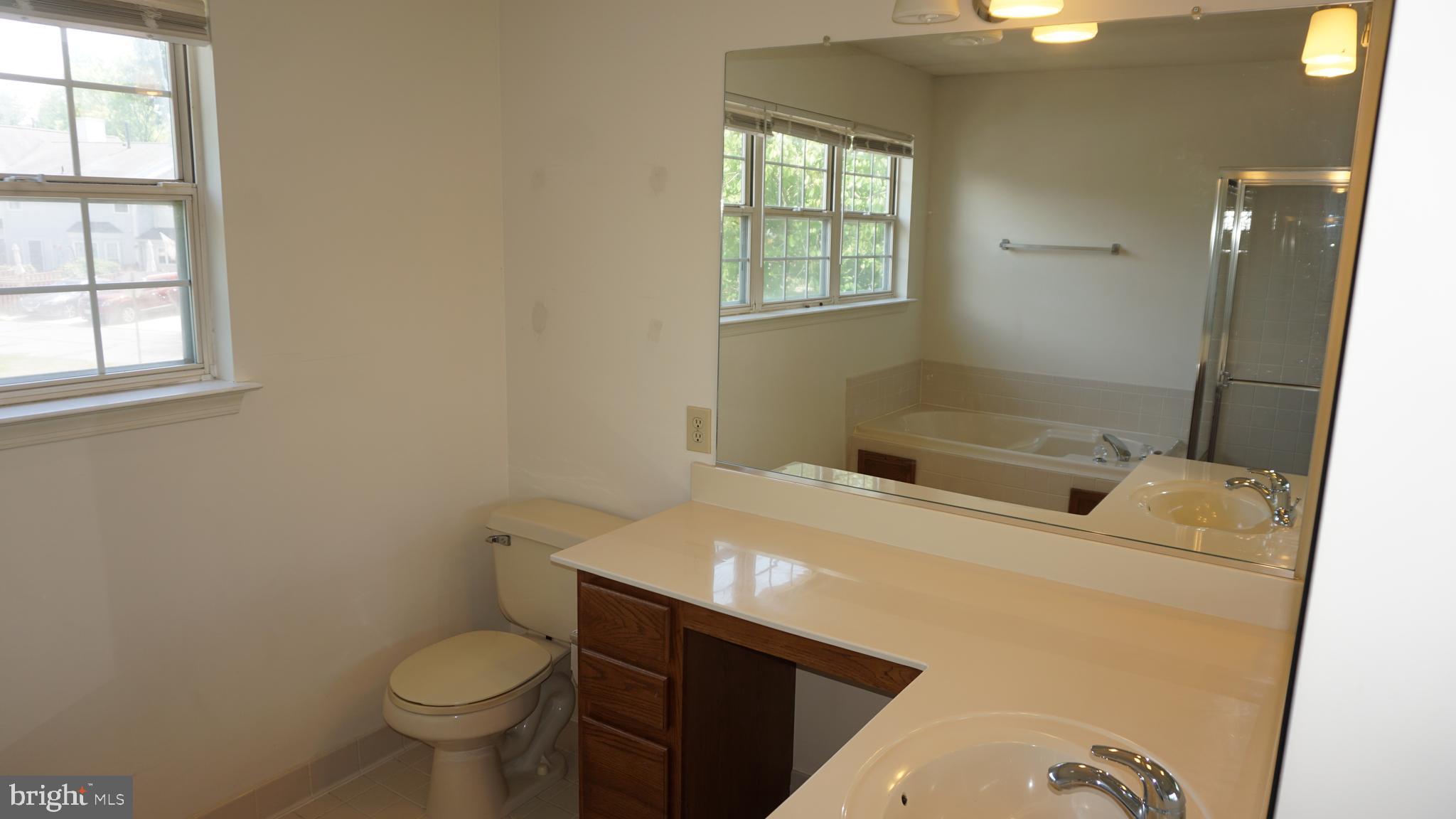 WATERFORD - Residential Lease