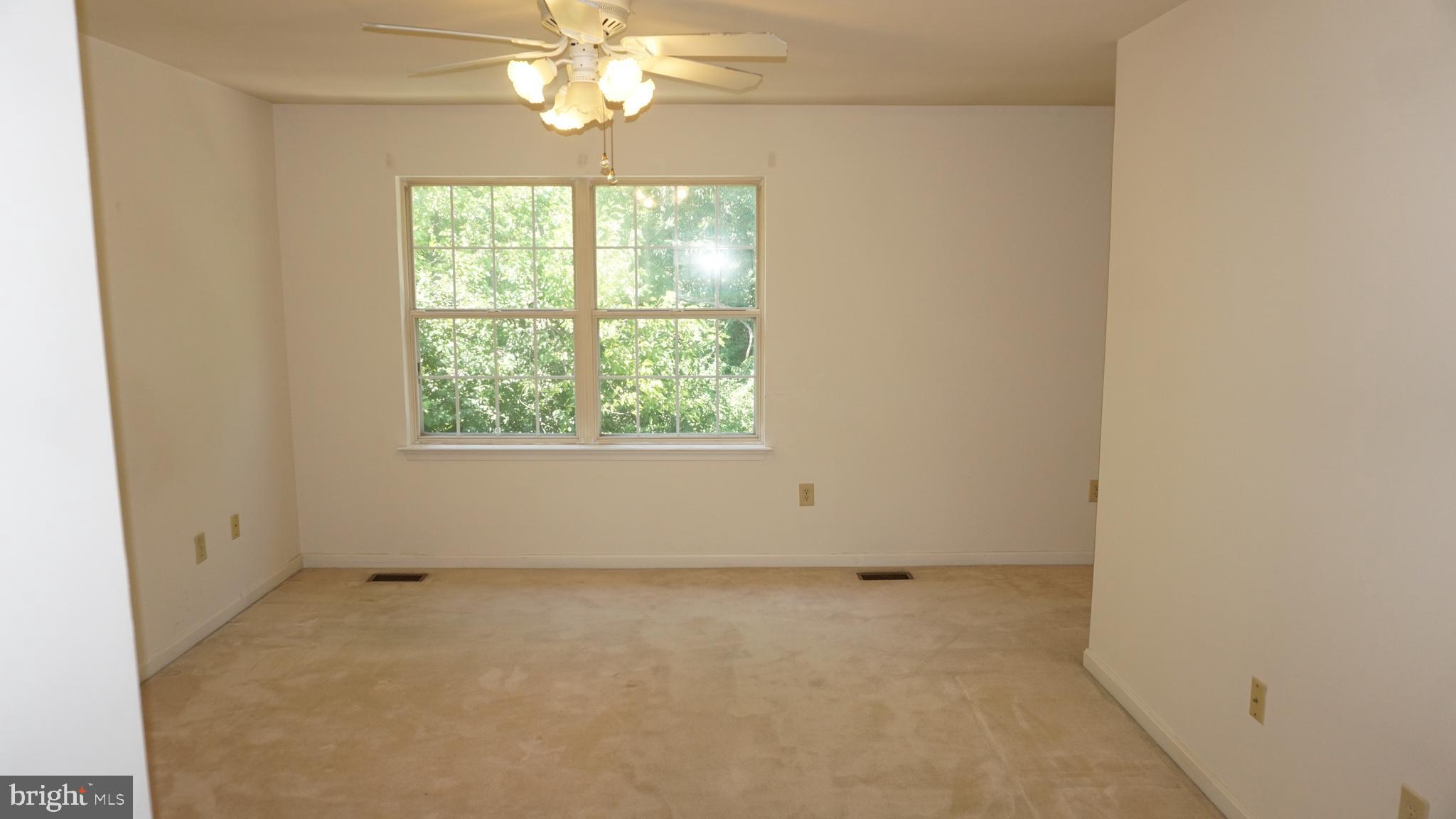 WATERFORD - Residential Lease