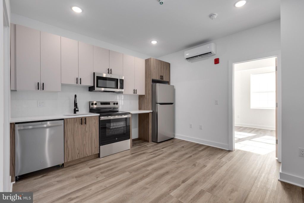 Photo of 715 W Cumberland Street #8, PHILADELPHIA, PA 19133 (MLS # PAPH2583522)