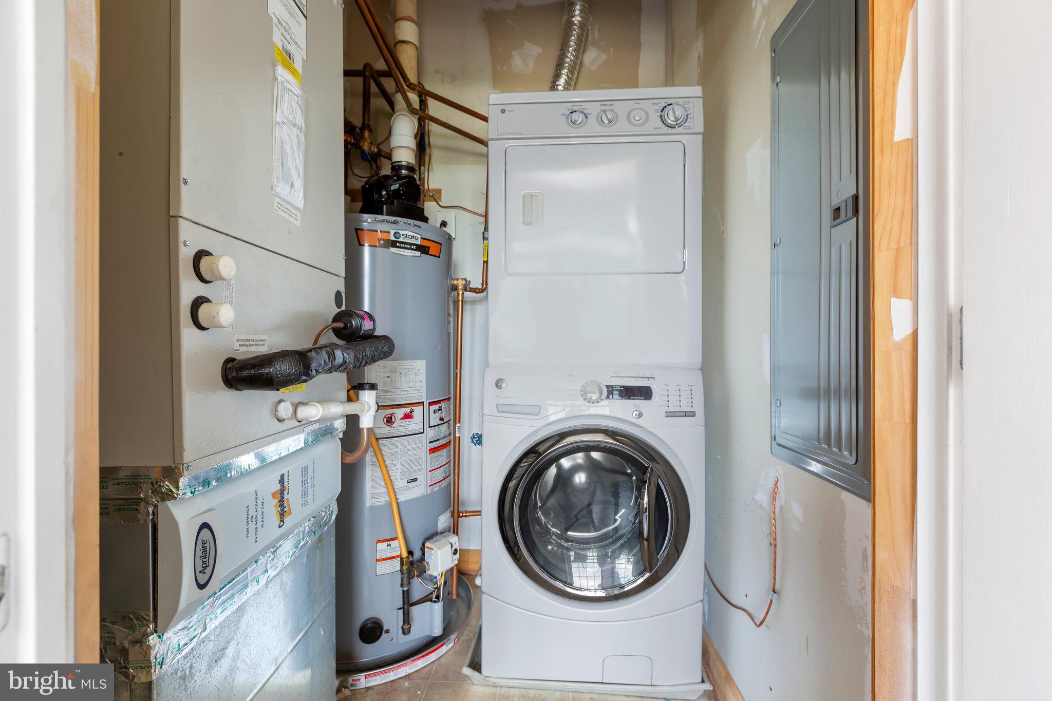 RIVER CLUB 1 AT BELMONT - Residential